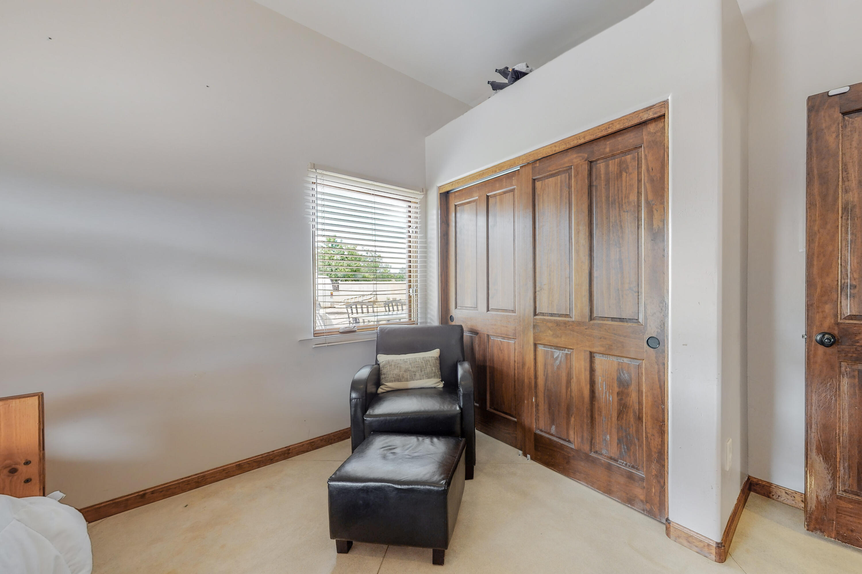 2222 Henry Road SW