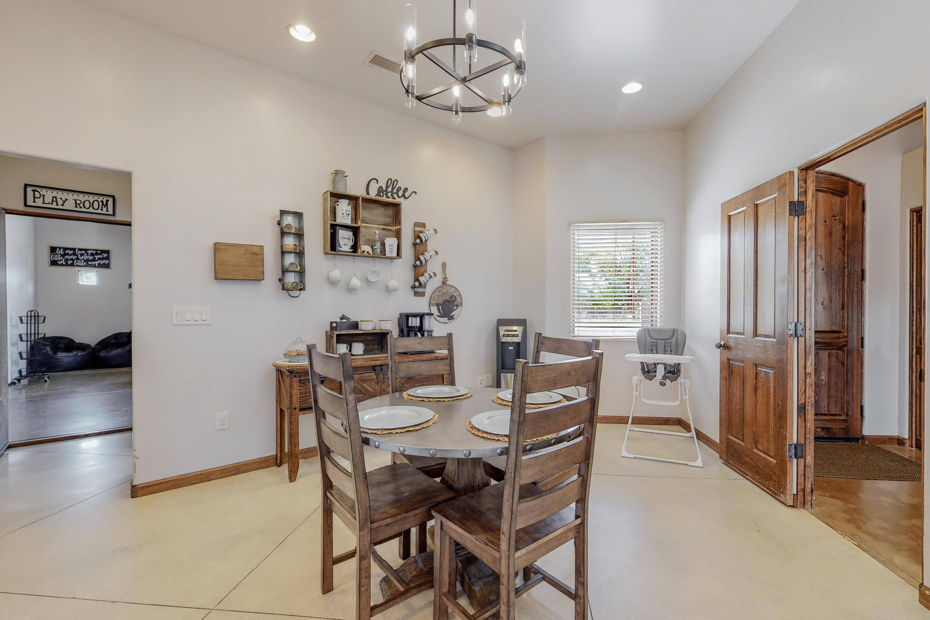 2222 Henry Road SW
