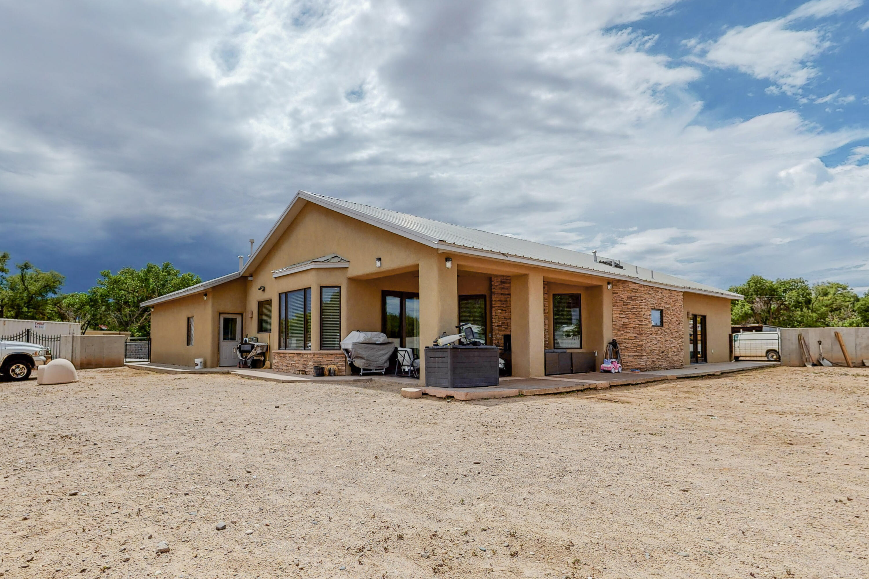 2222 Henry Road SW