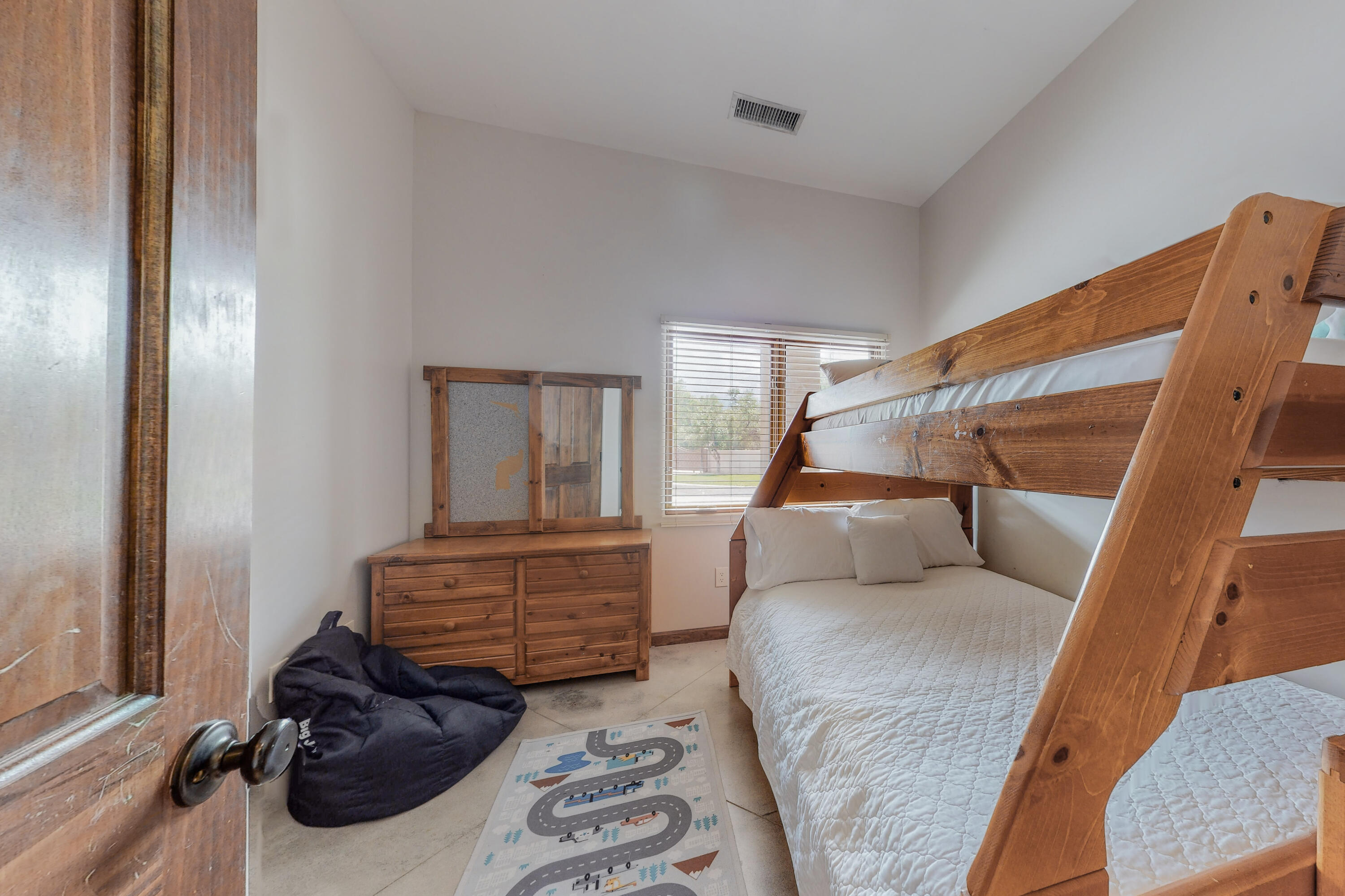 2222 Henry Road SW