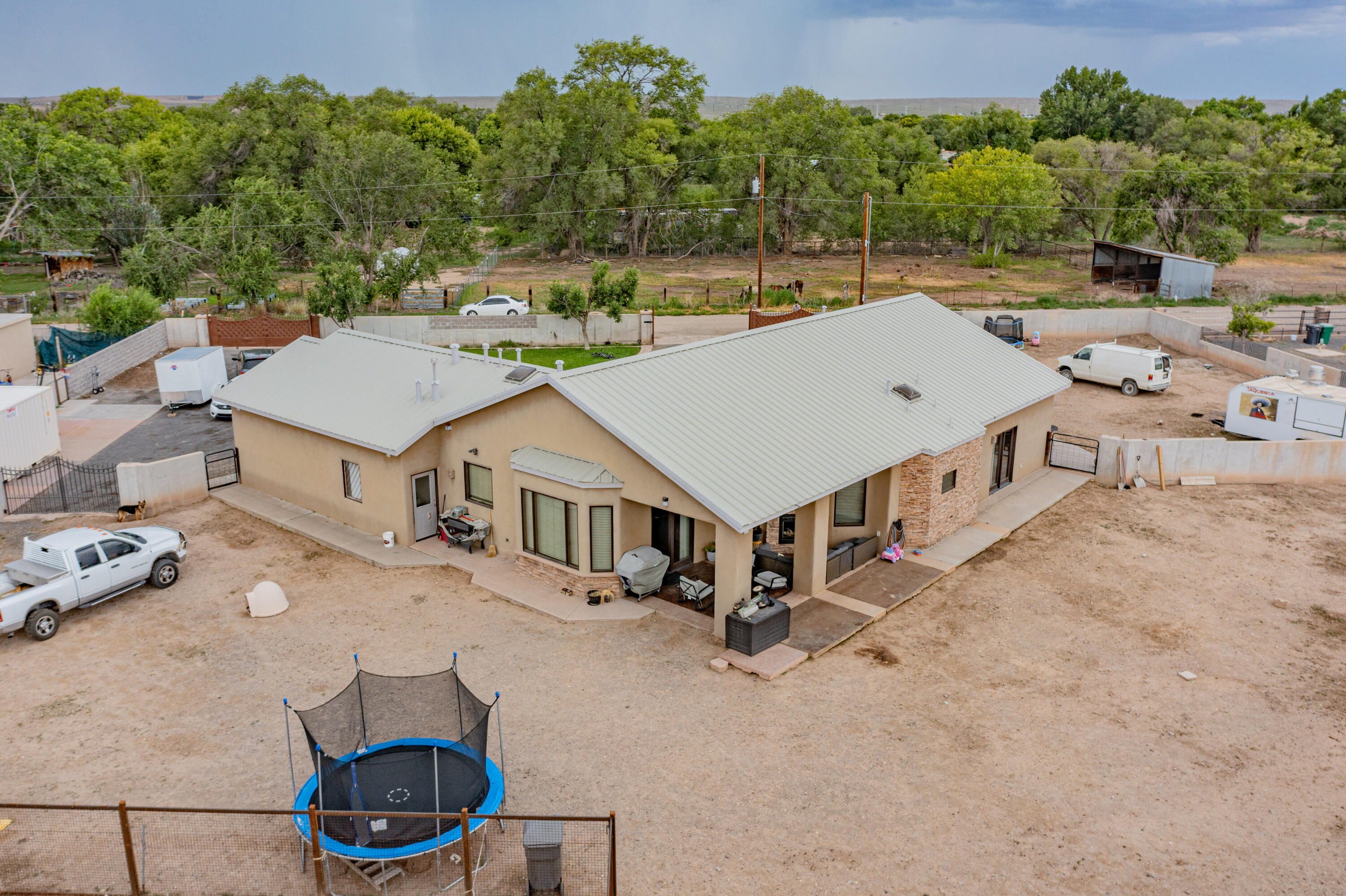 2222 Henry Road SW
