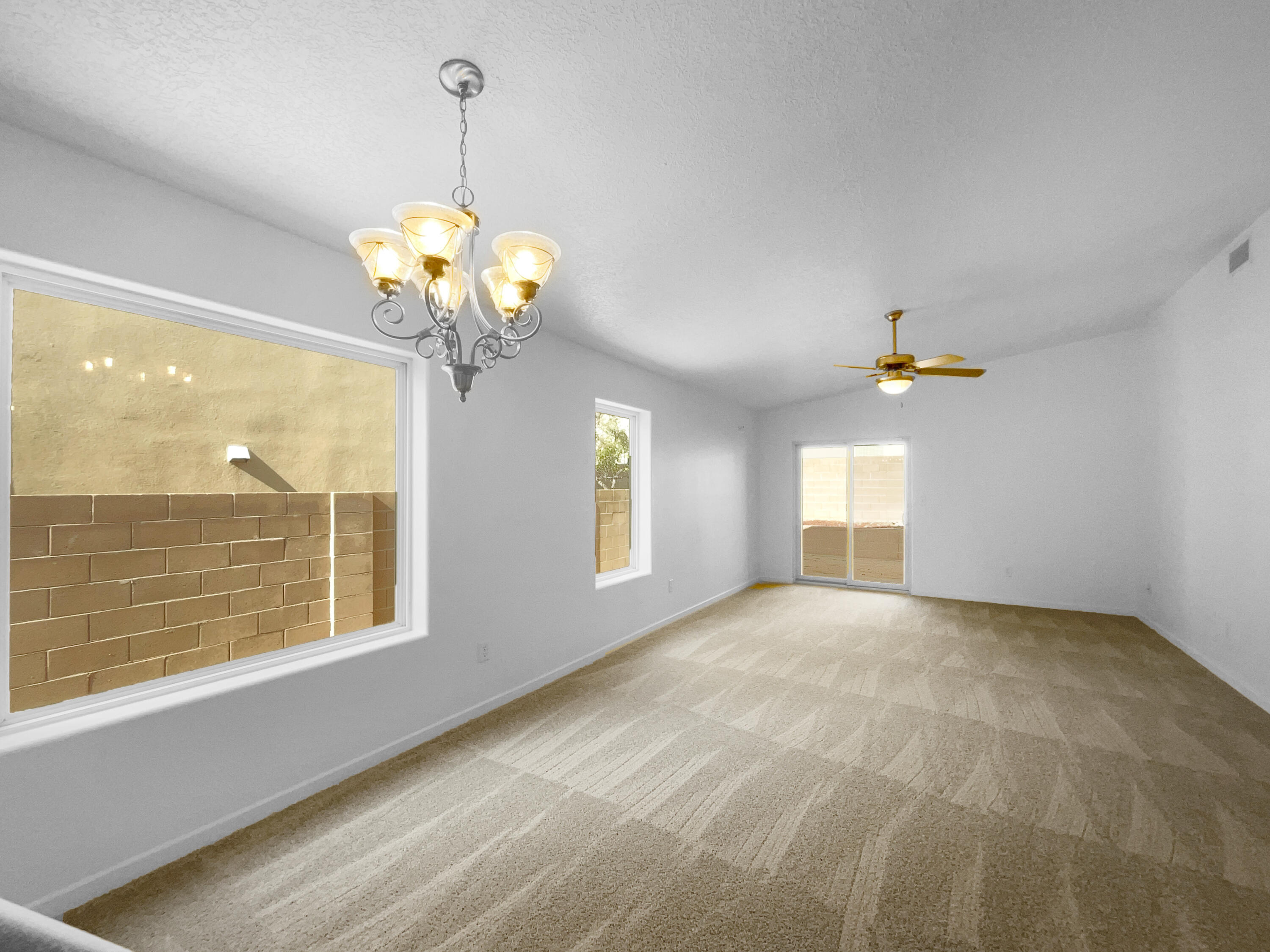 2101 S Ensenada Circle SE