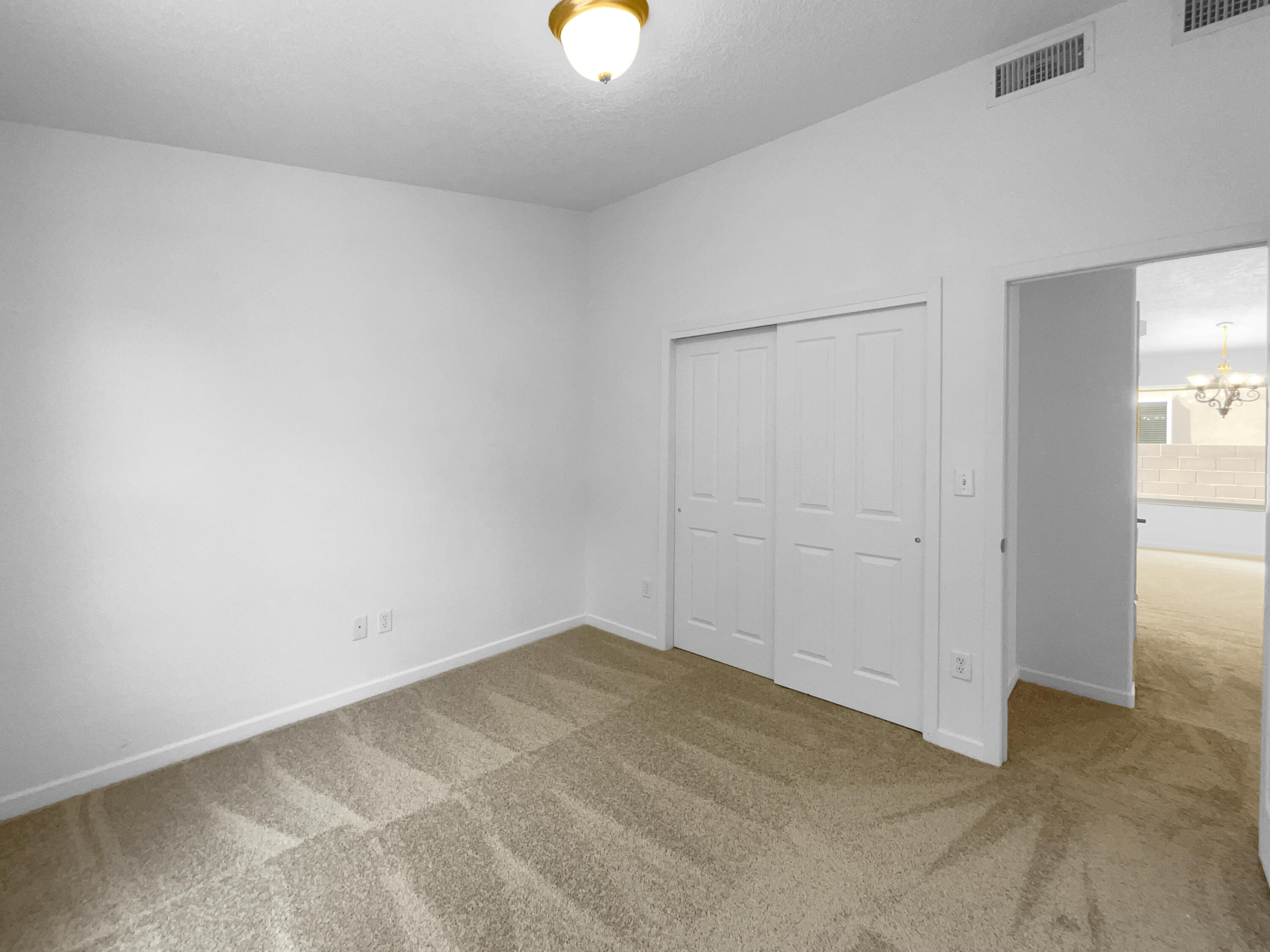 2101 S Ensenada Circle SE