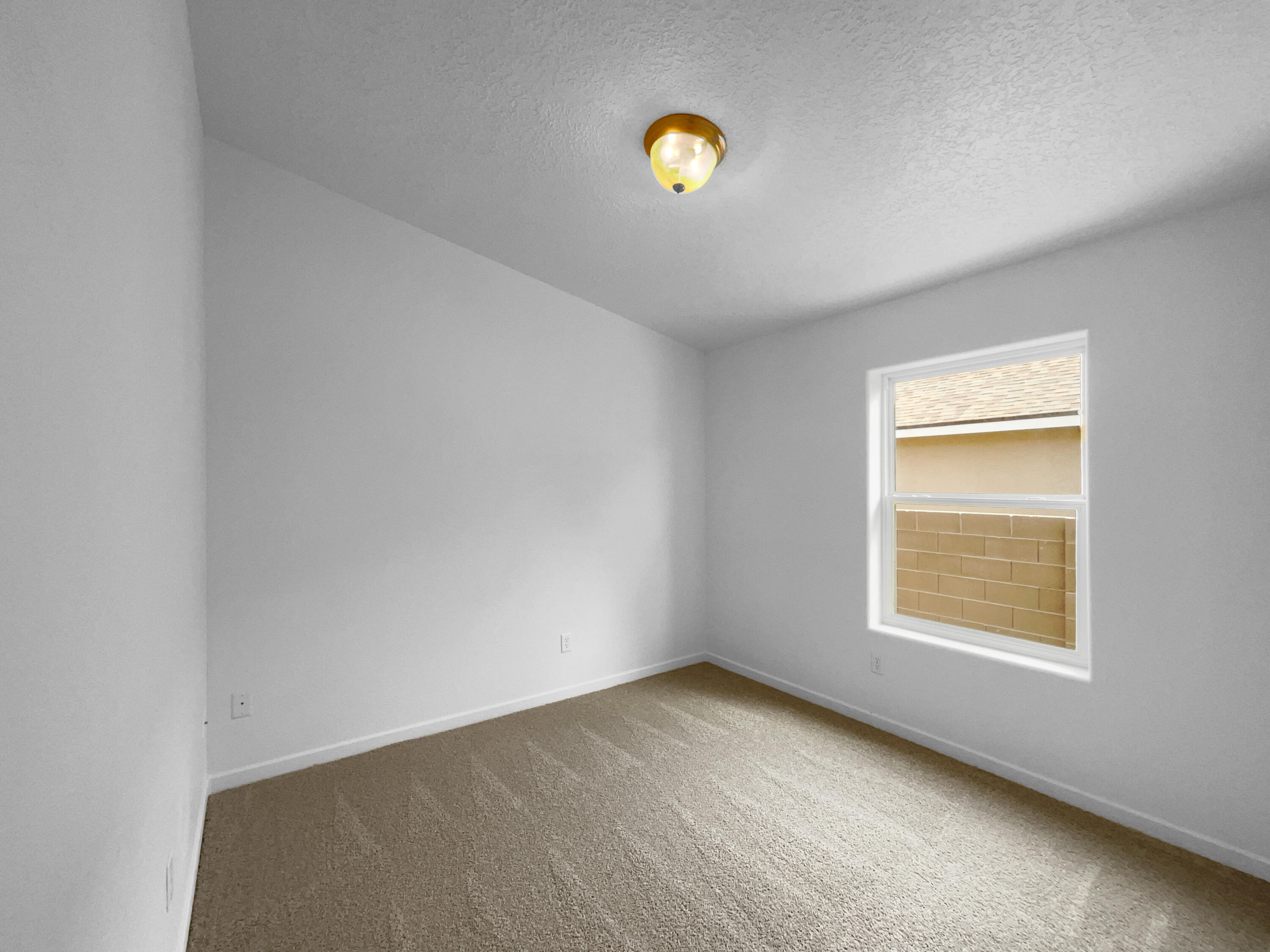 2101 S Ensenada Circle SE