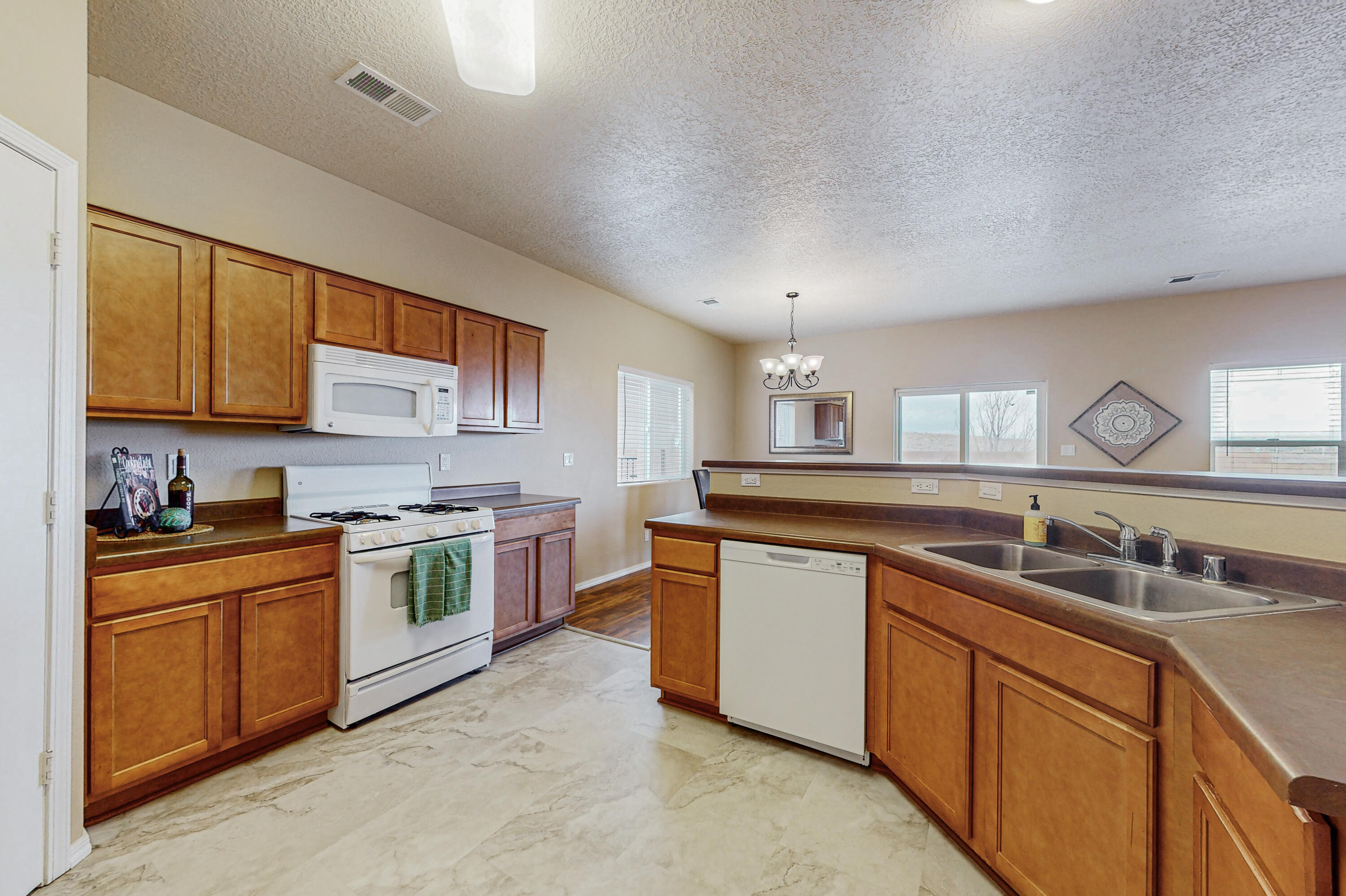 2957 Wilder Loop NE