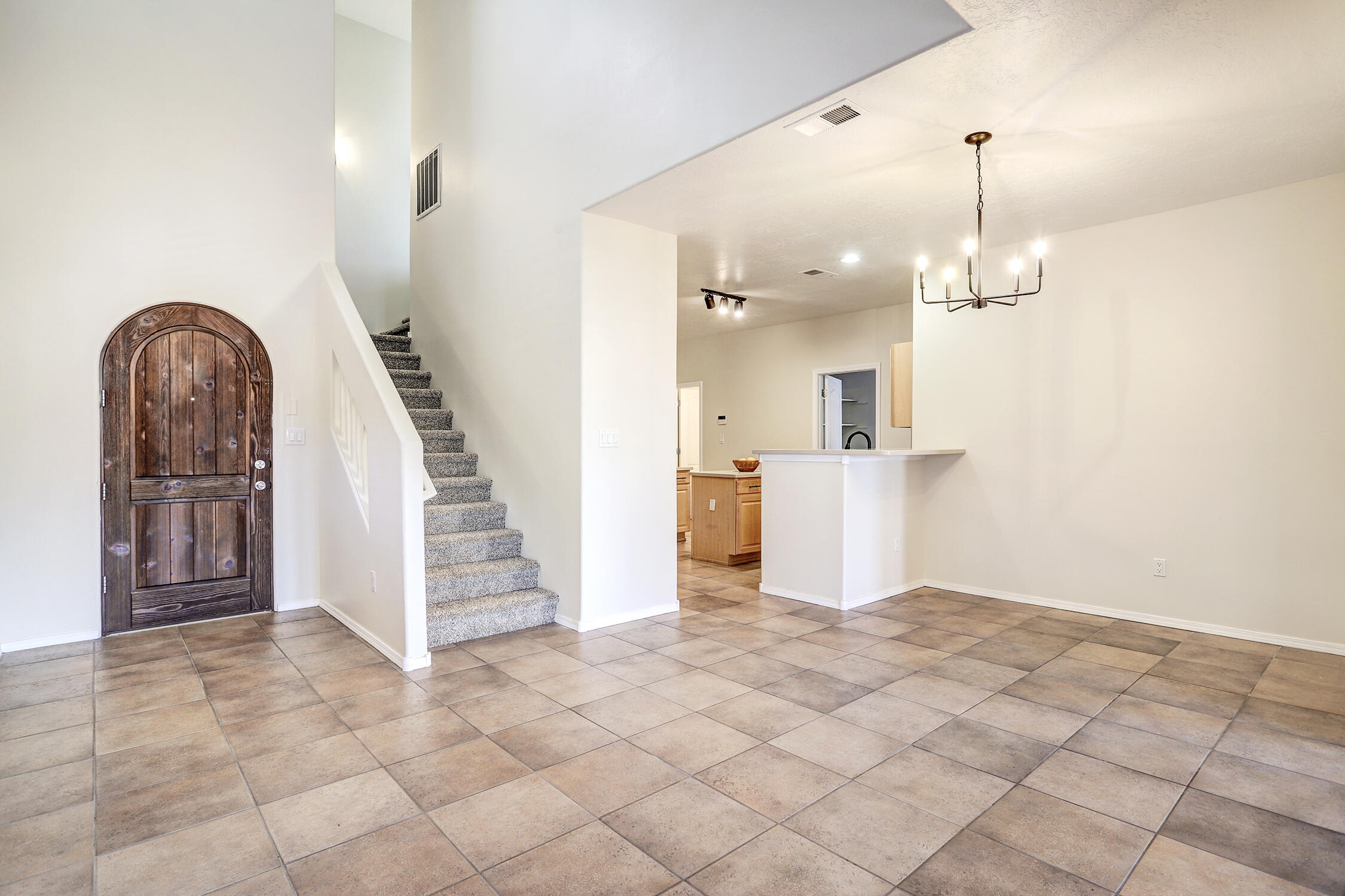 3761 Candelarias Lane NW