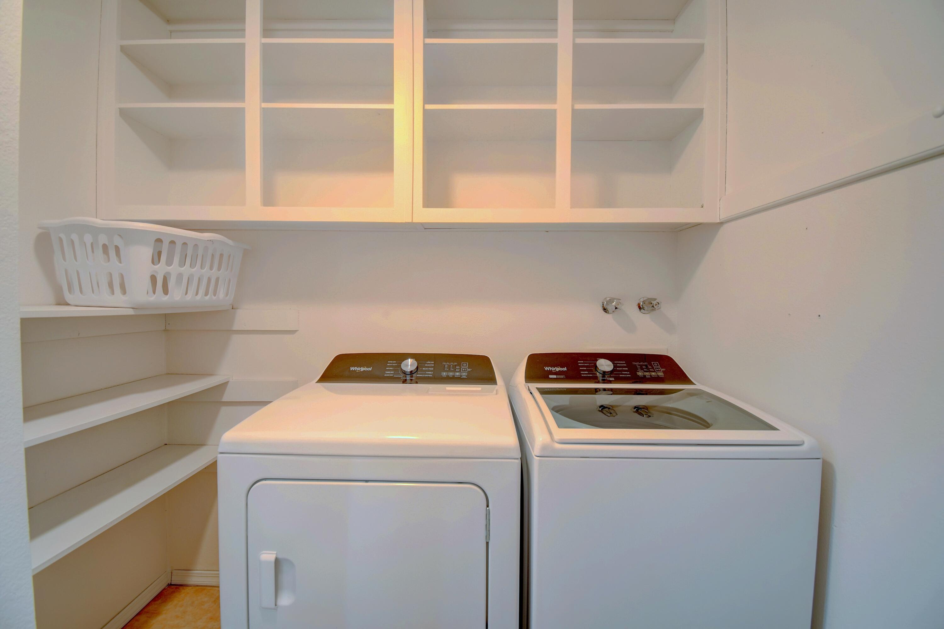 12341 Los Arboles Avenue NE