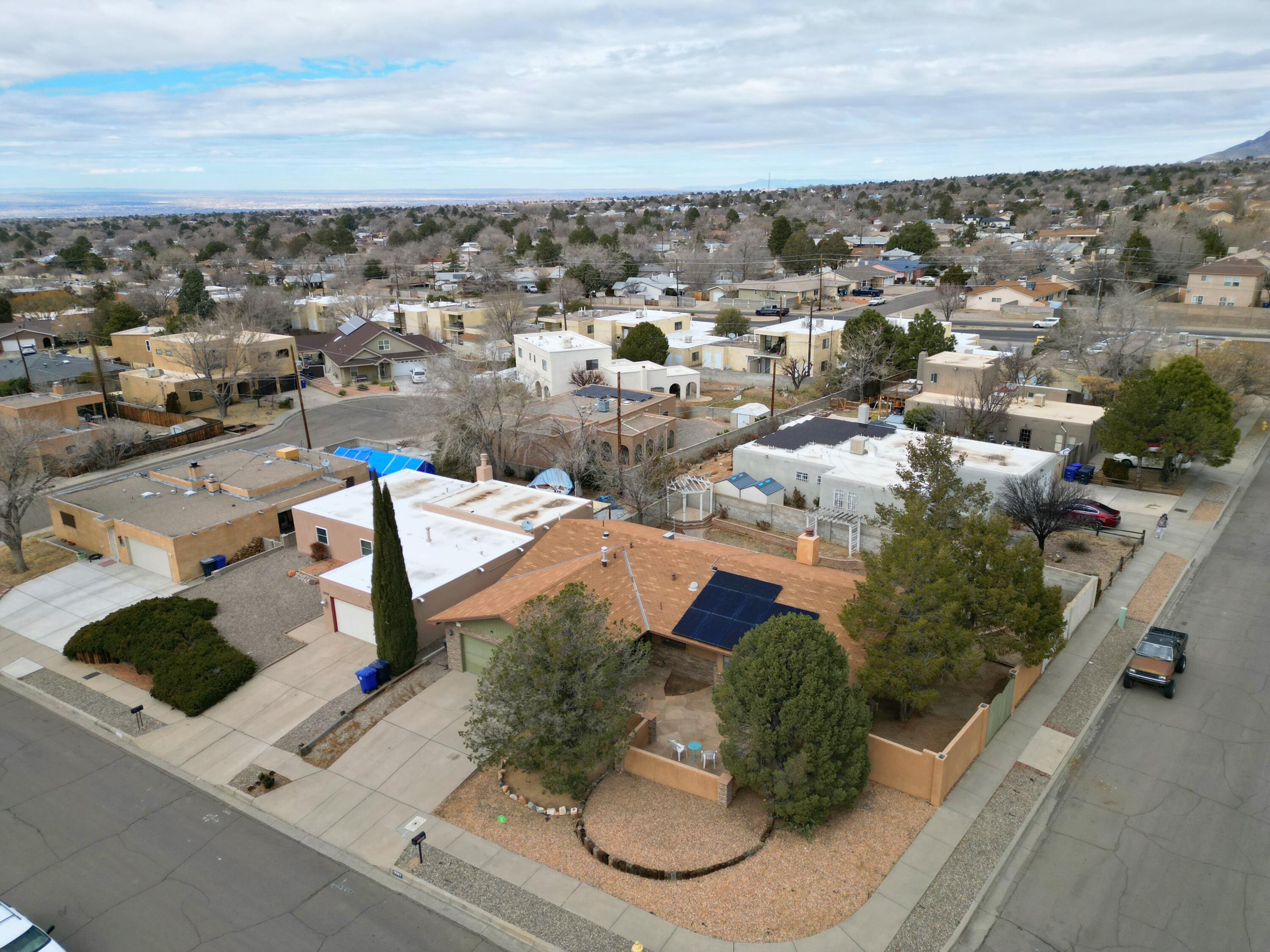 12341 Los Arboles Avenue NE