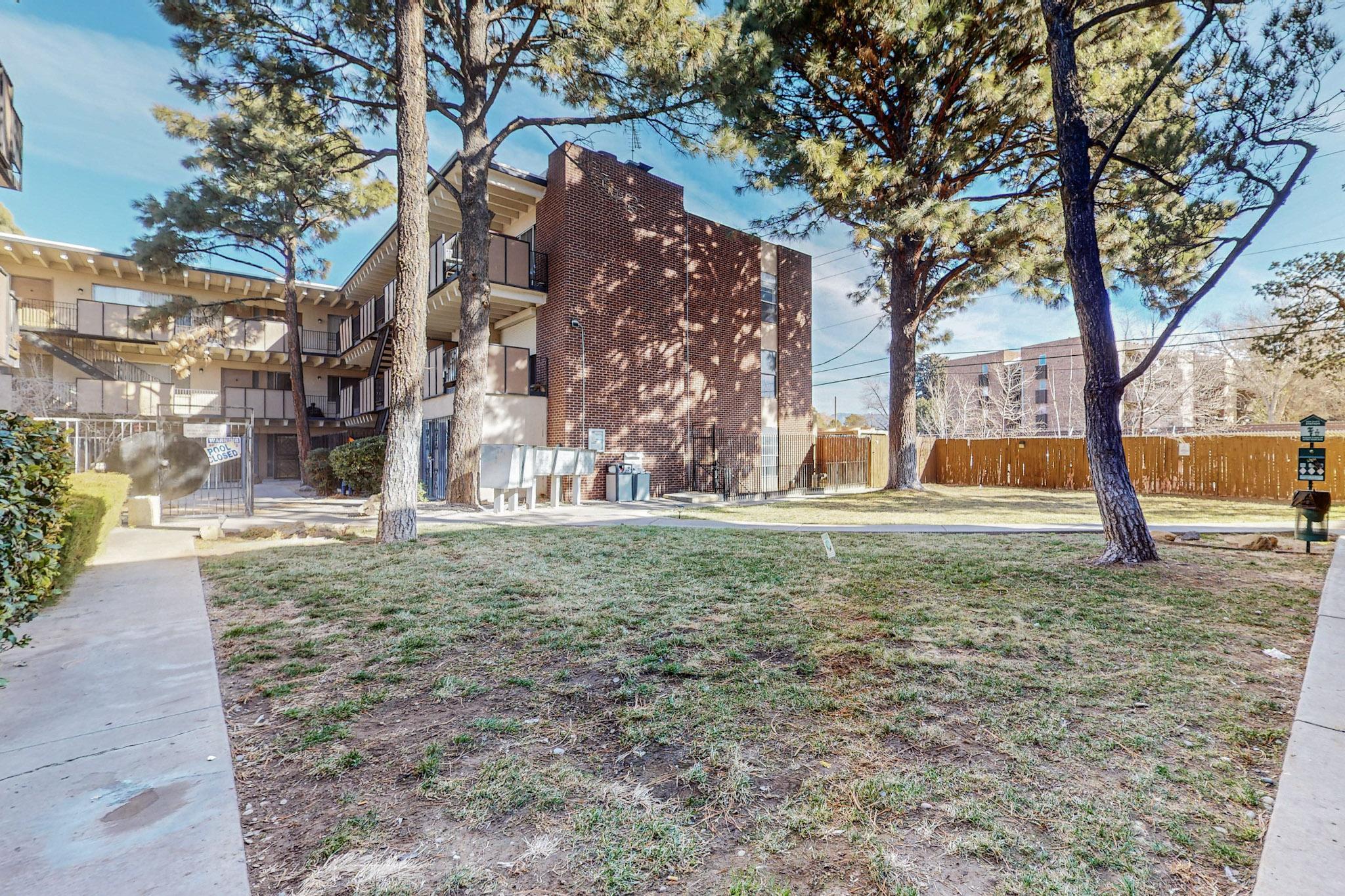 1100 Alvarado Drive SE 108