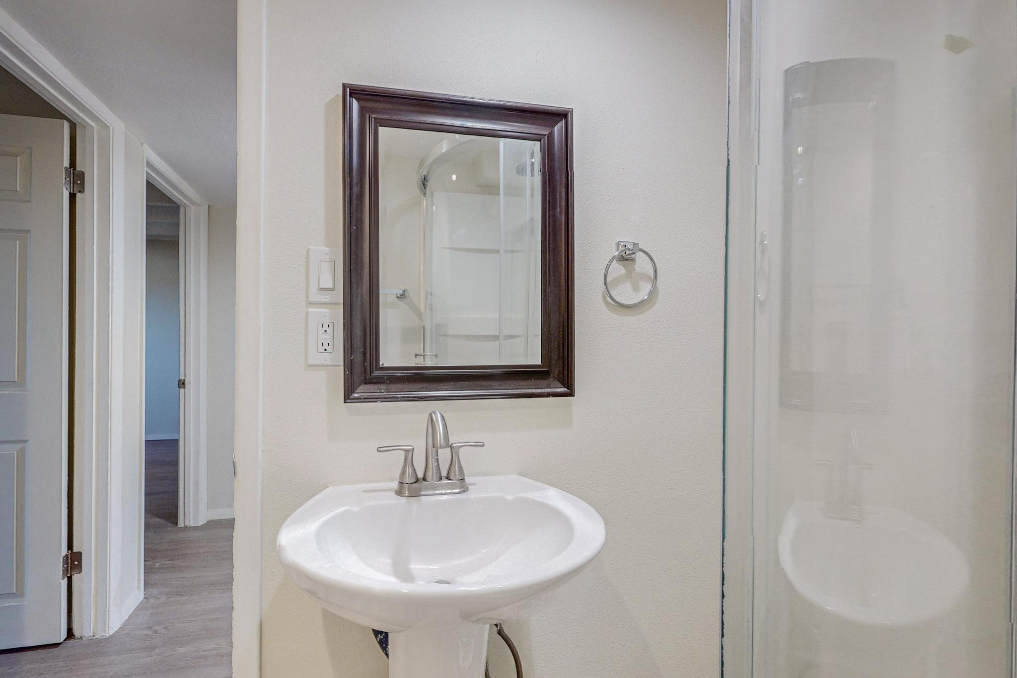 1100 Alvarado Drive SE 108