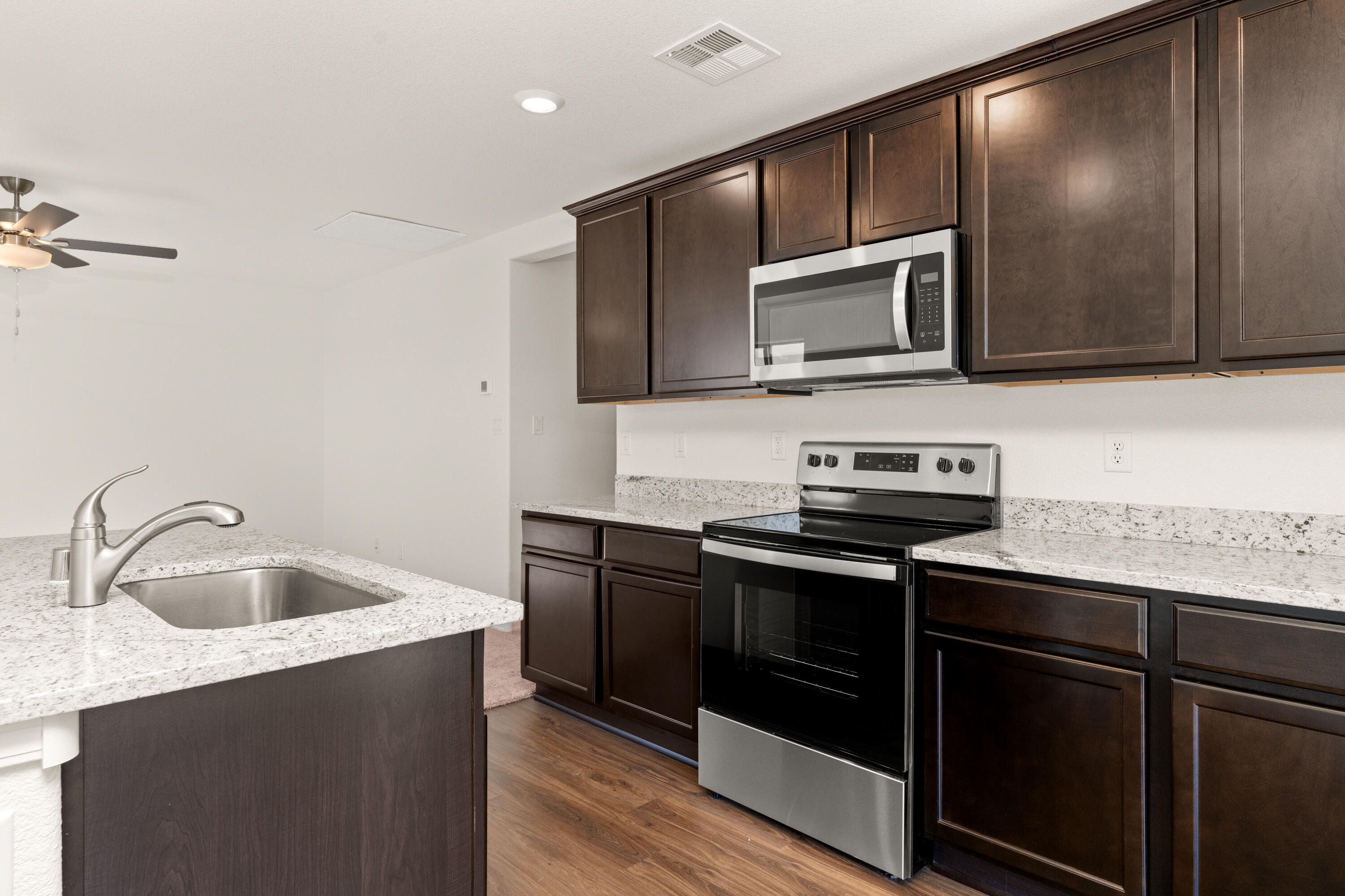 2611 Desi Loop