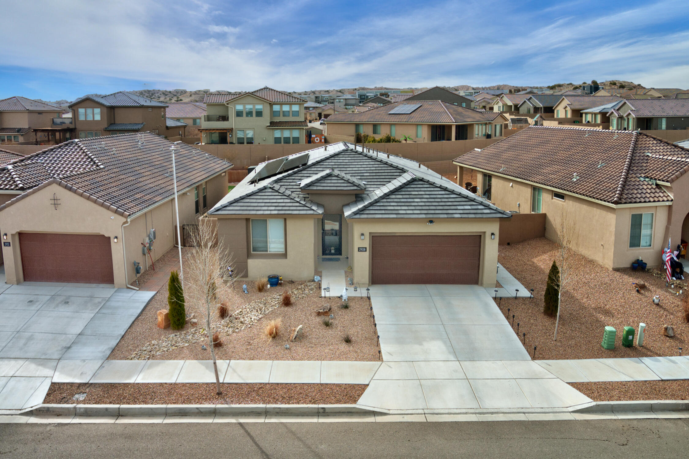 2928 Kings Canyon Loop NE