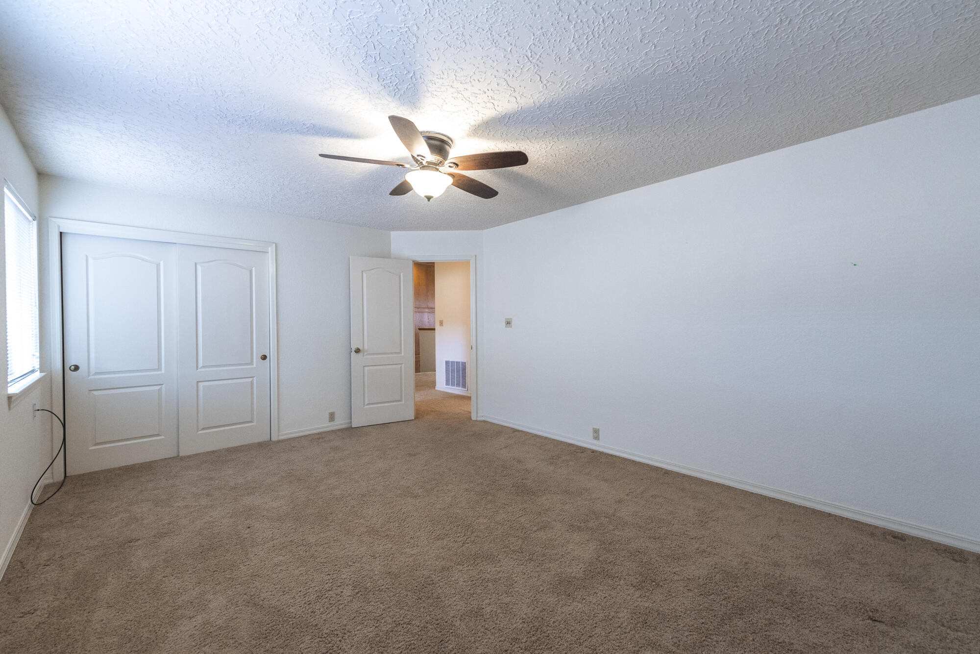 5412 Vista Lejana NE