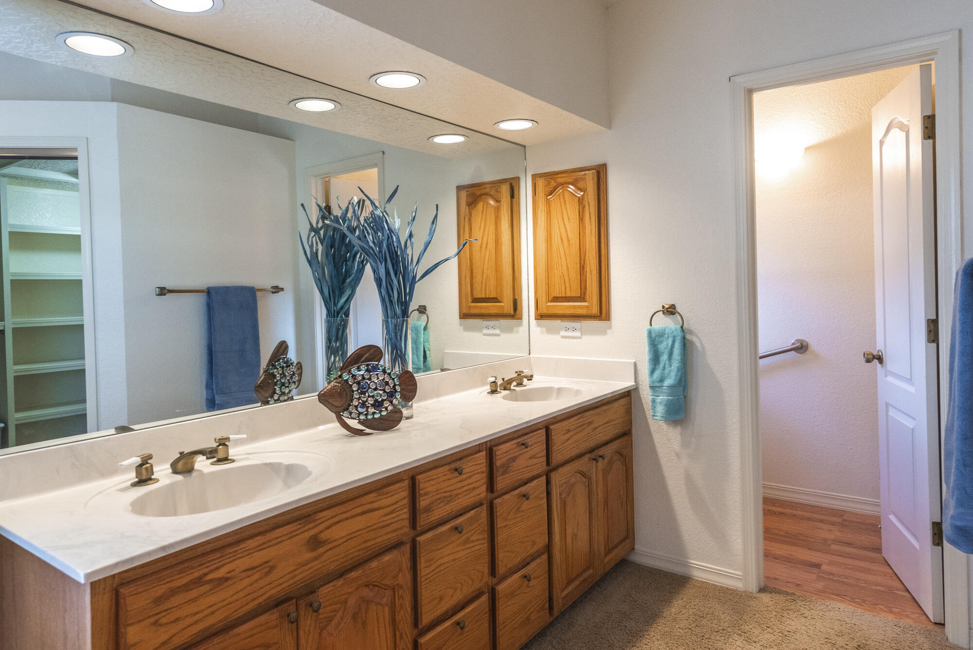 5412 Vista Lejana NE