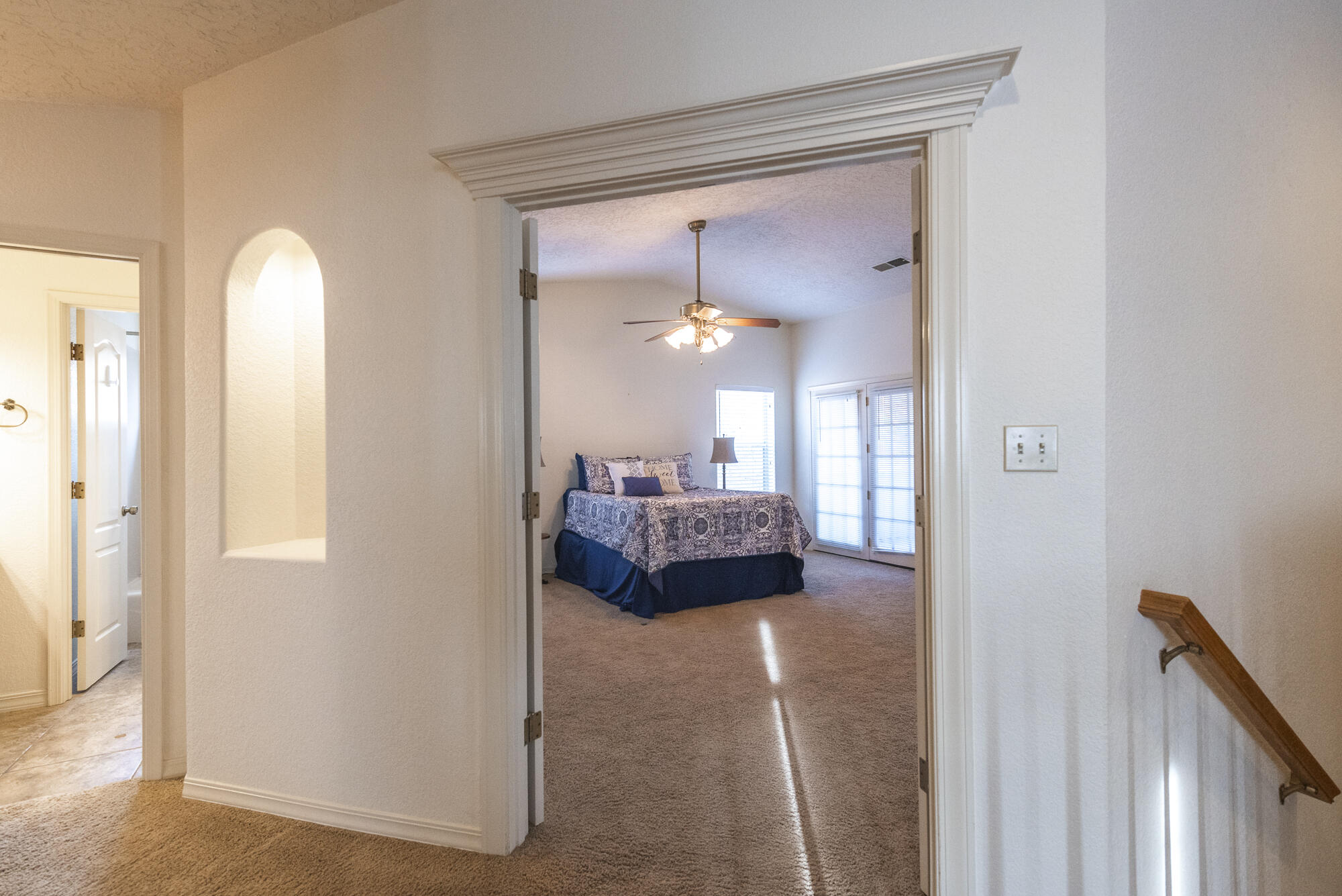 5412 Vista Lejana NE