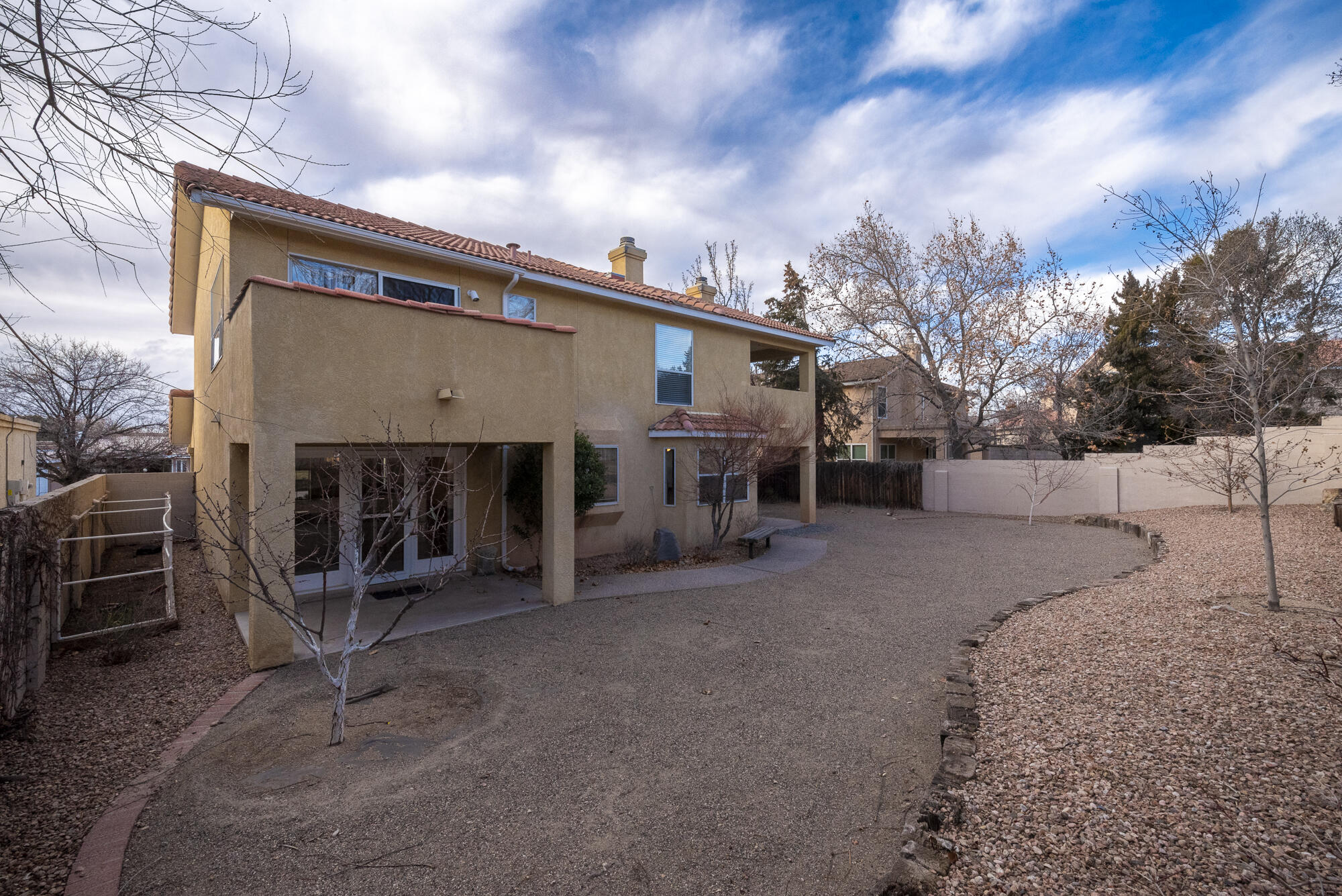 5412 Vista Lejana NE