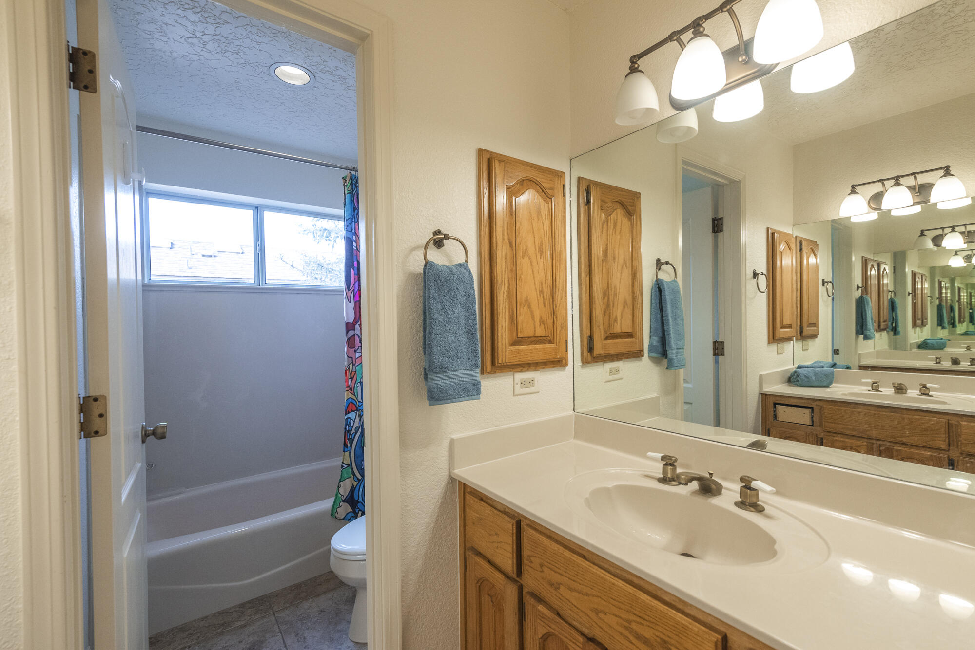 5412 Vista Lejana NE