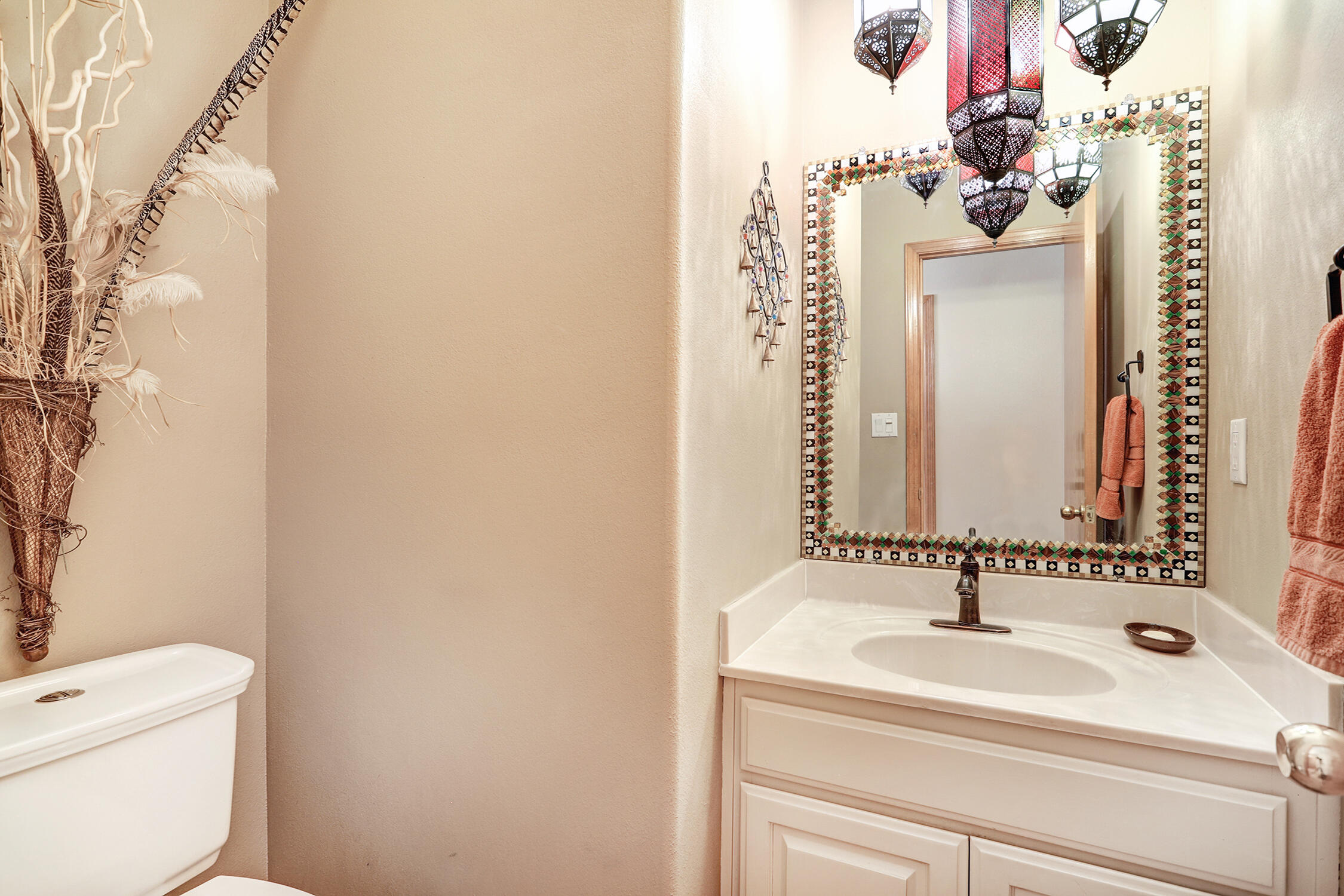 5411 La Colonia Drive NW