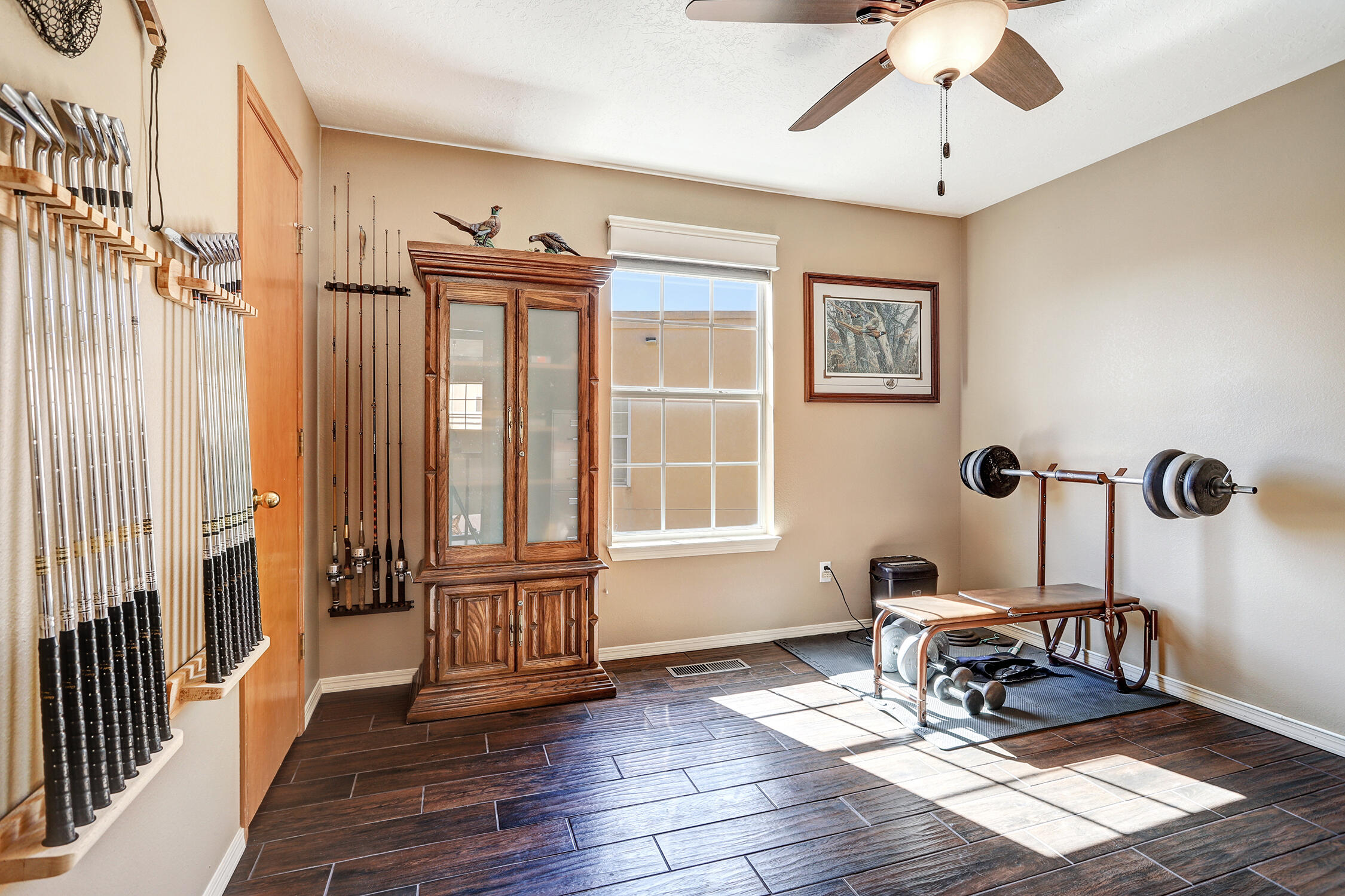 5411 La Colonia Drive NW