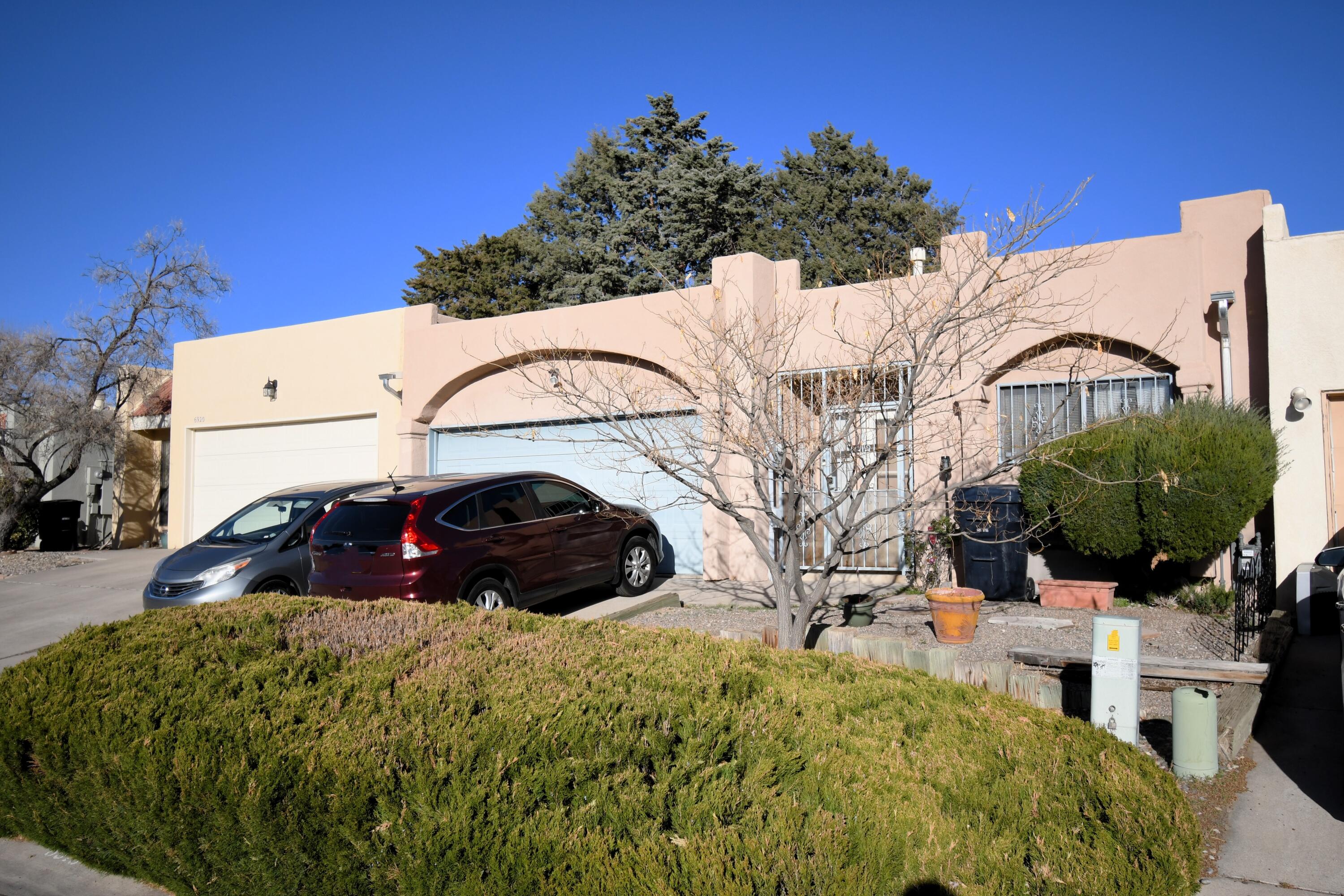 6916 Black Pine Place NE