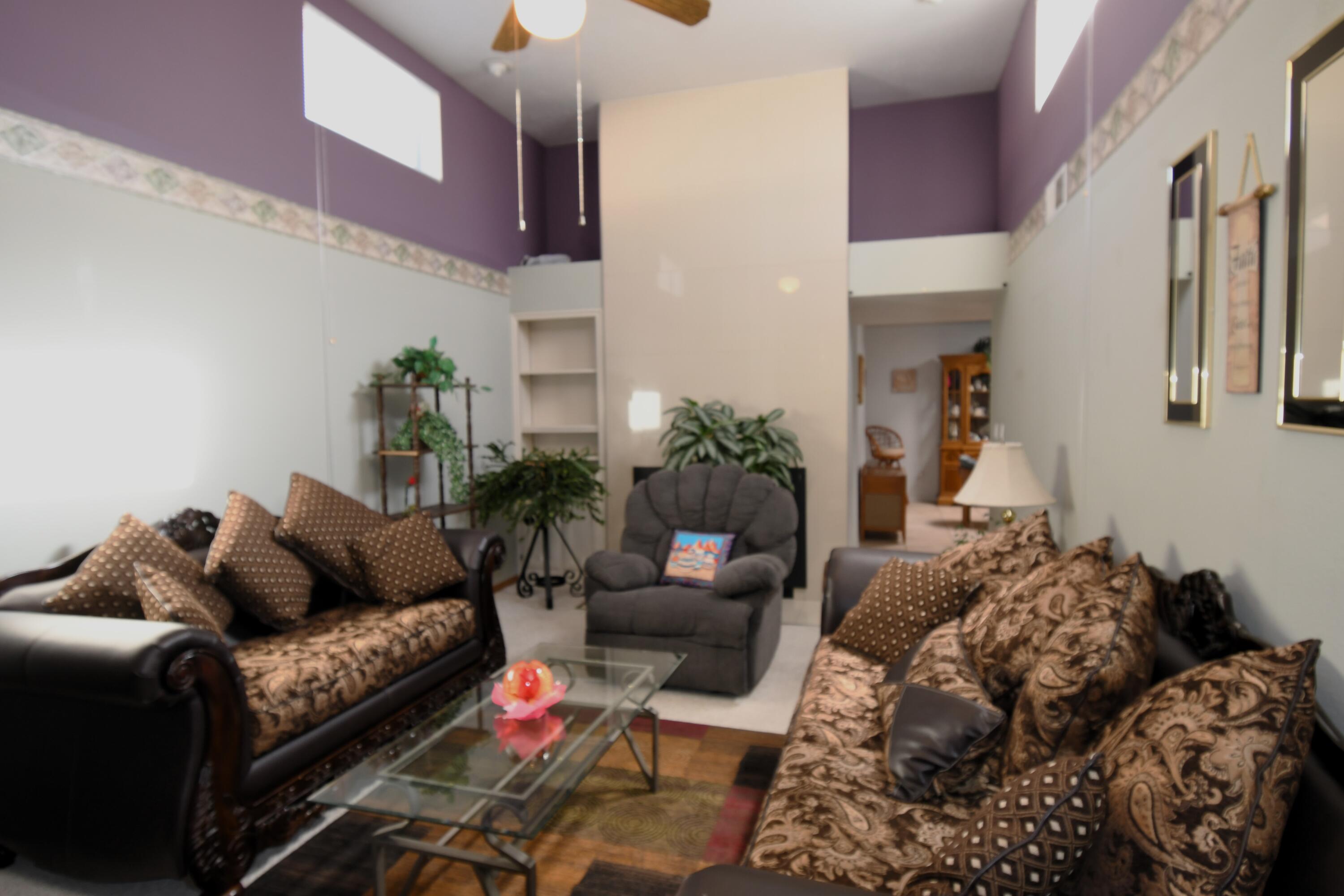 6916 Black Pine Place NE