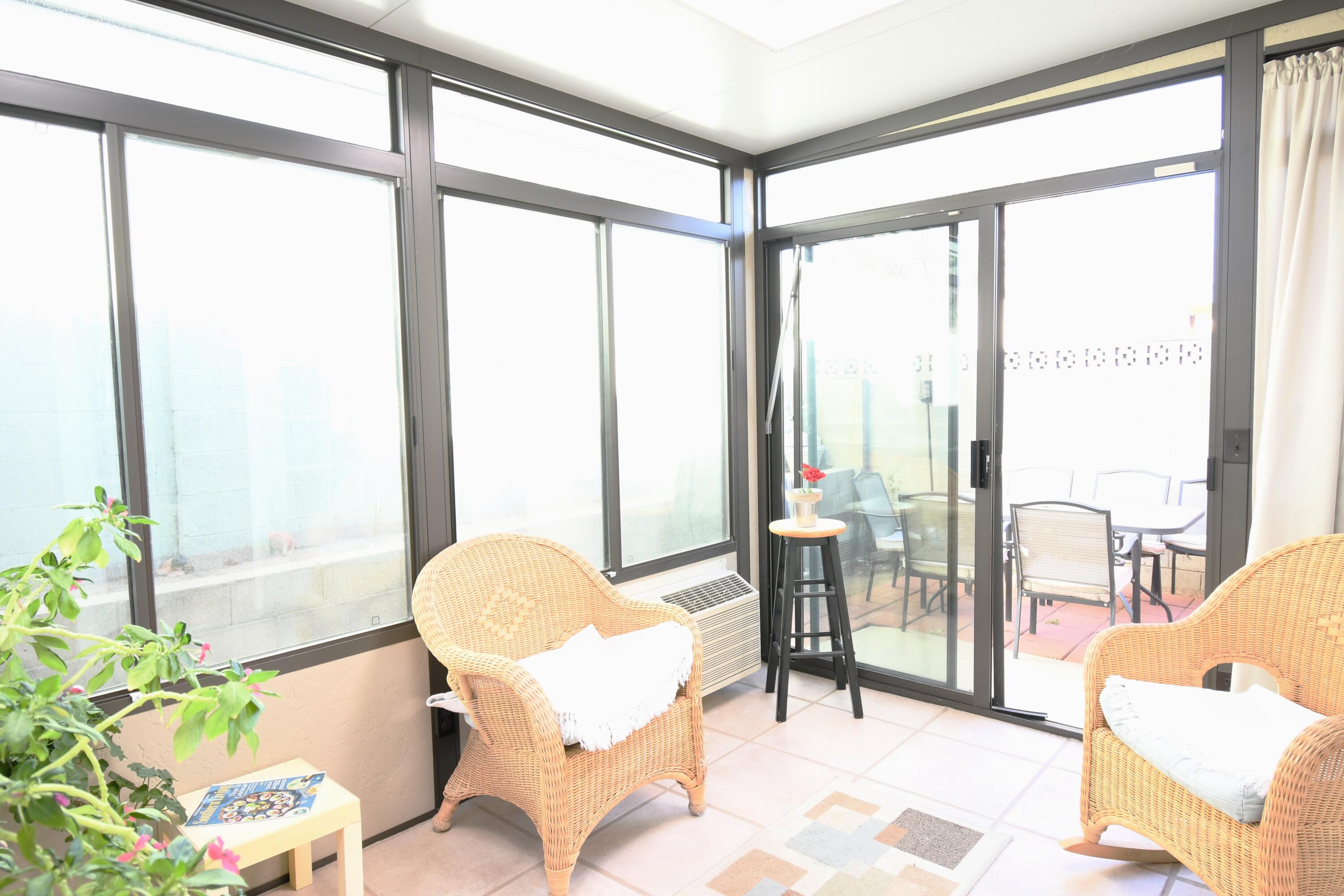 6916 Black Pine Place NE