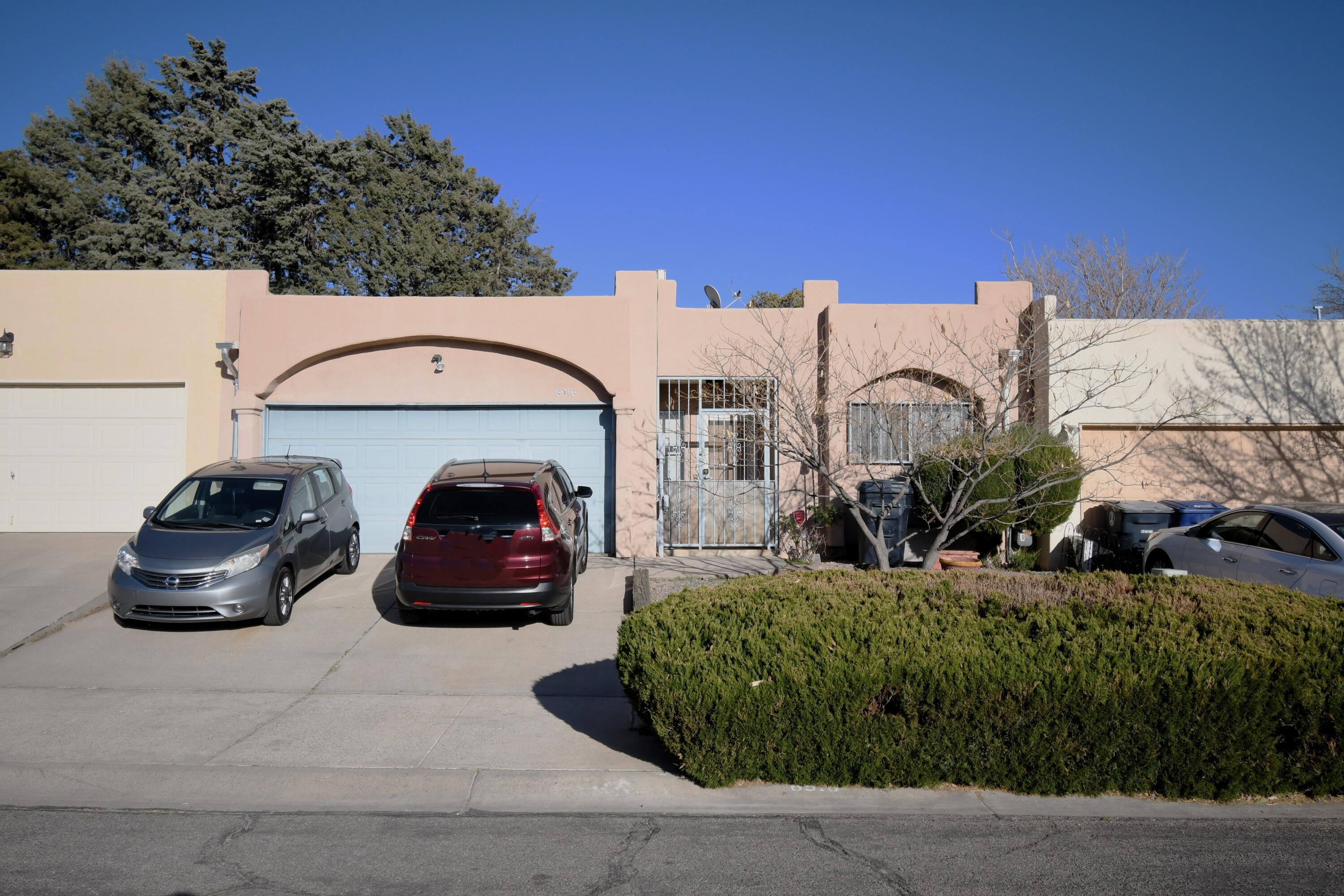 6916 Black Pine Place NE