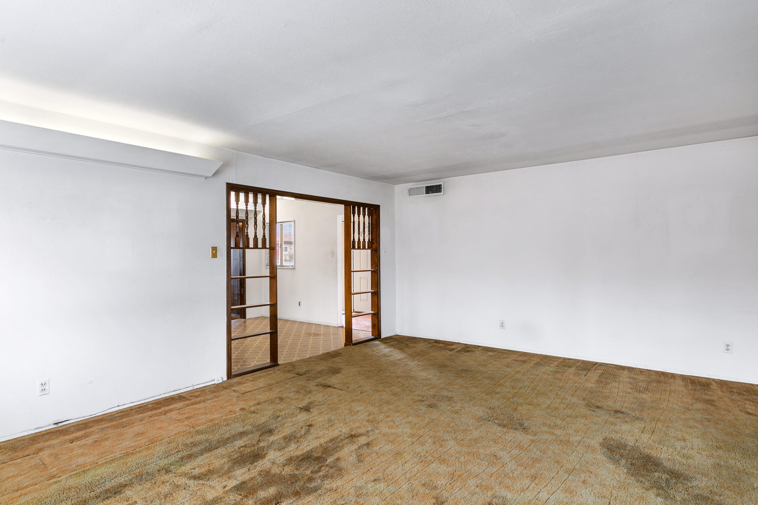 4512 Delamar Avenue NE