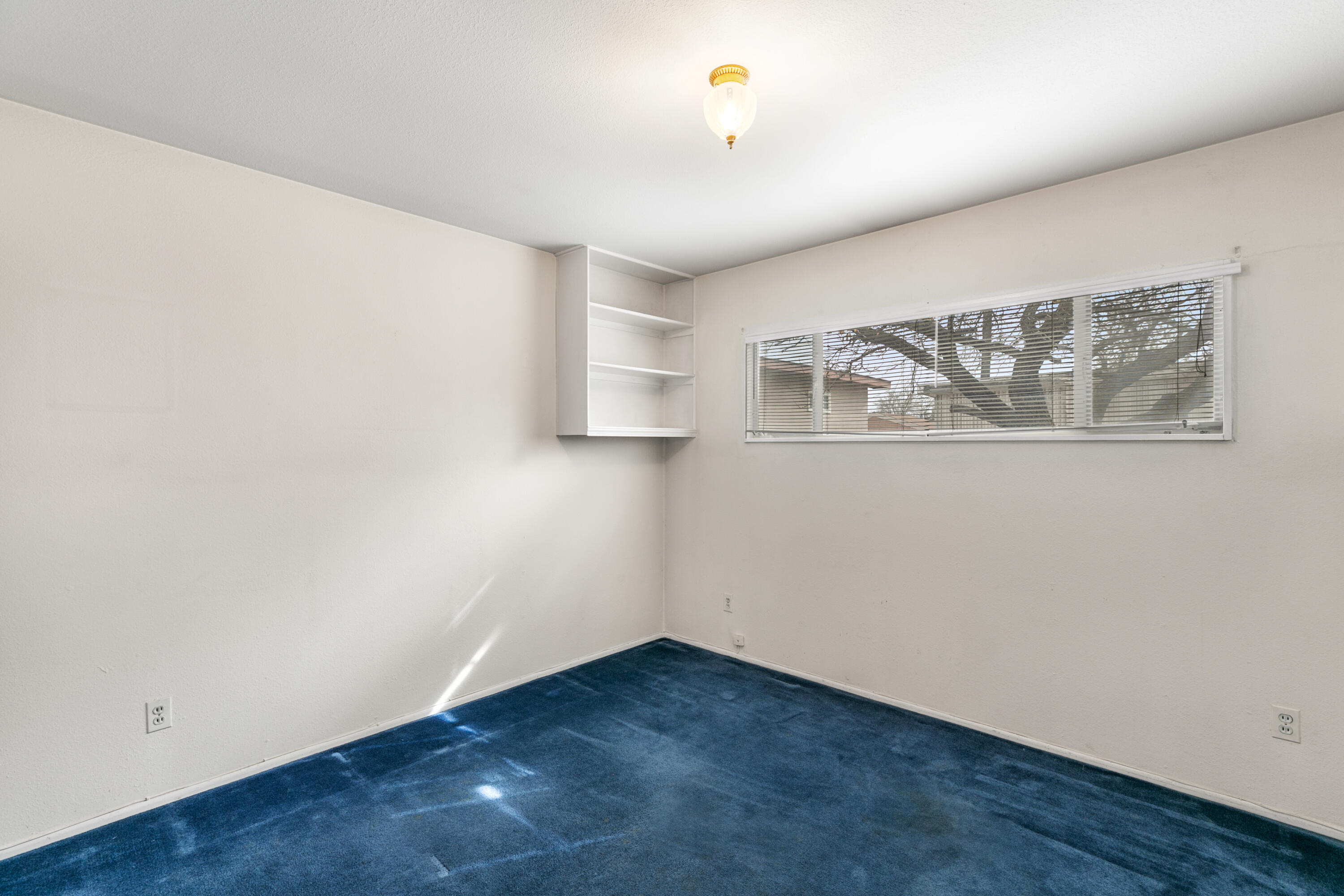 4512 Delamar Avenue NE