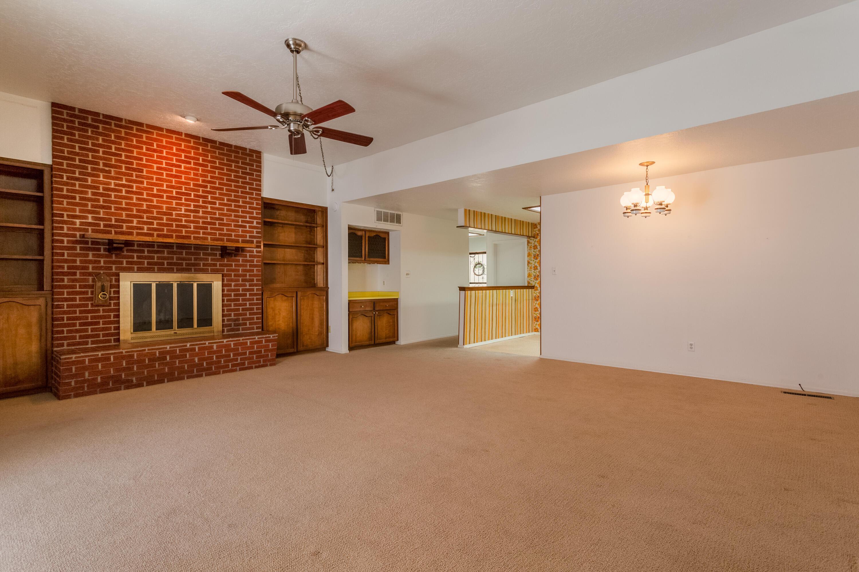 3020 Jardin Plaza NE