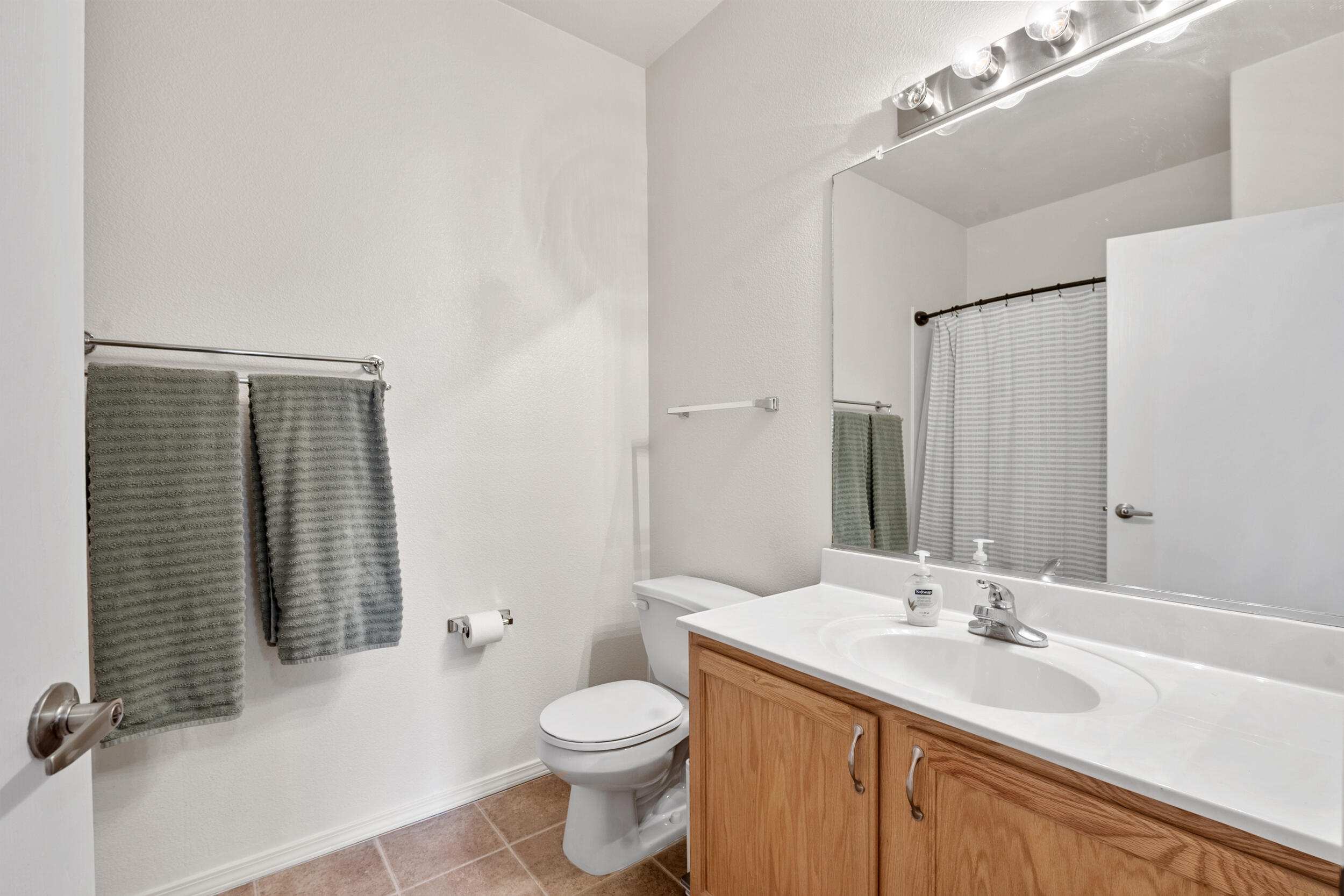 6800 Vista Del Norte Road NE 114