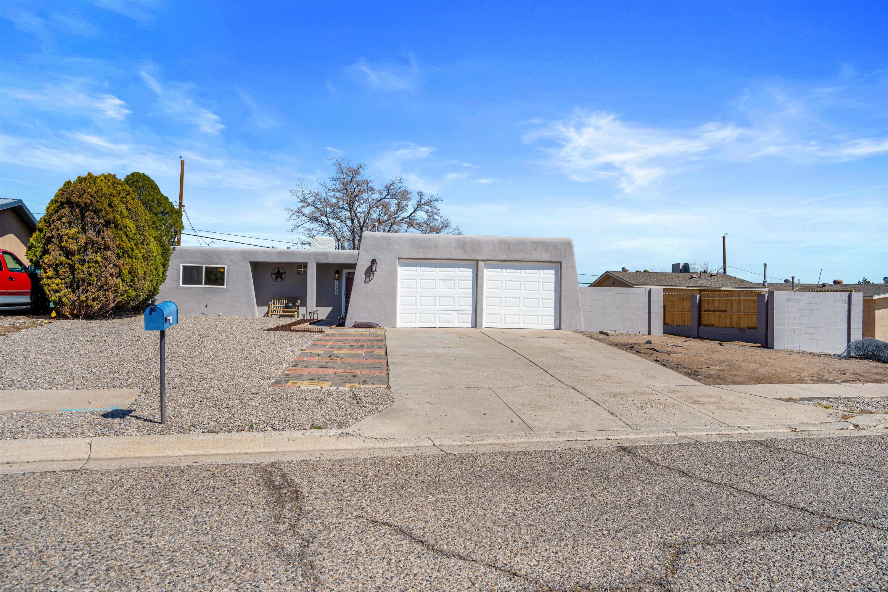 5717 Ave La Mirada NW