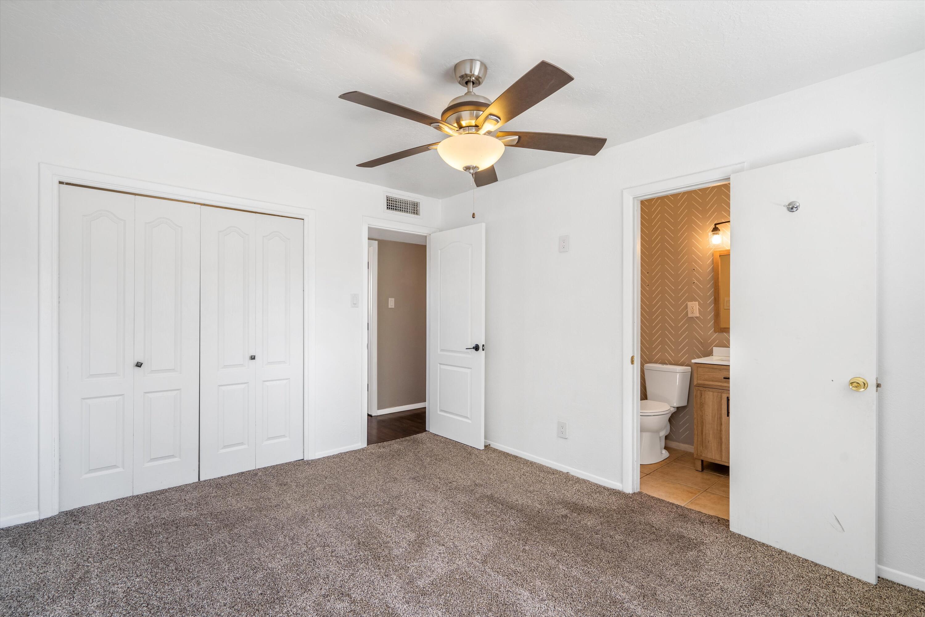 5717 Ave La Mirada NW