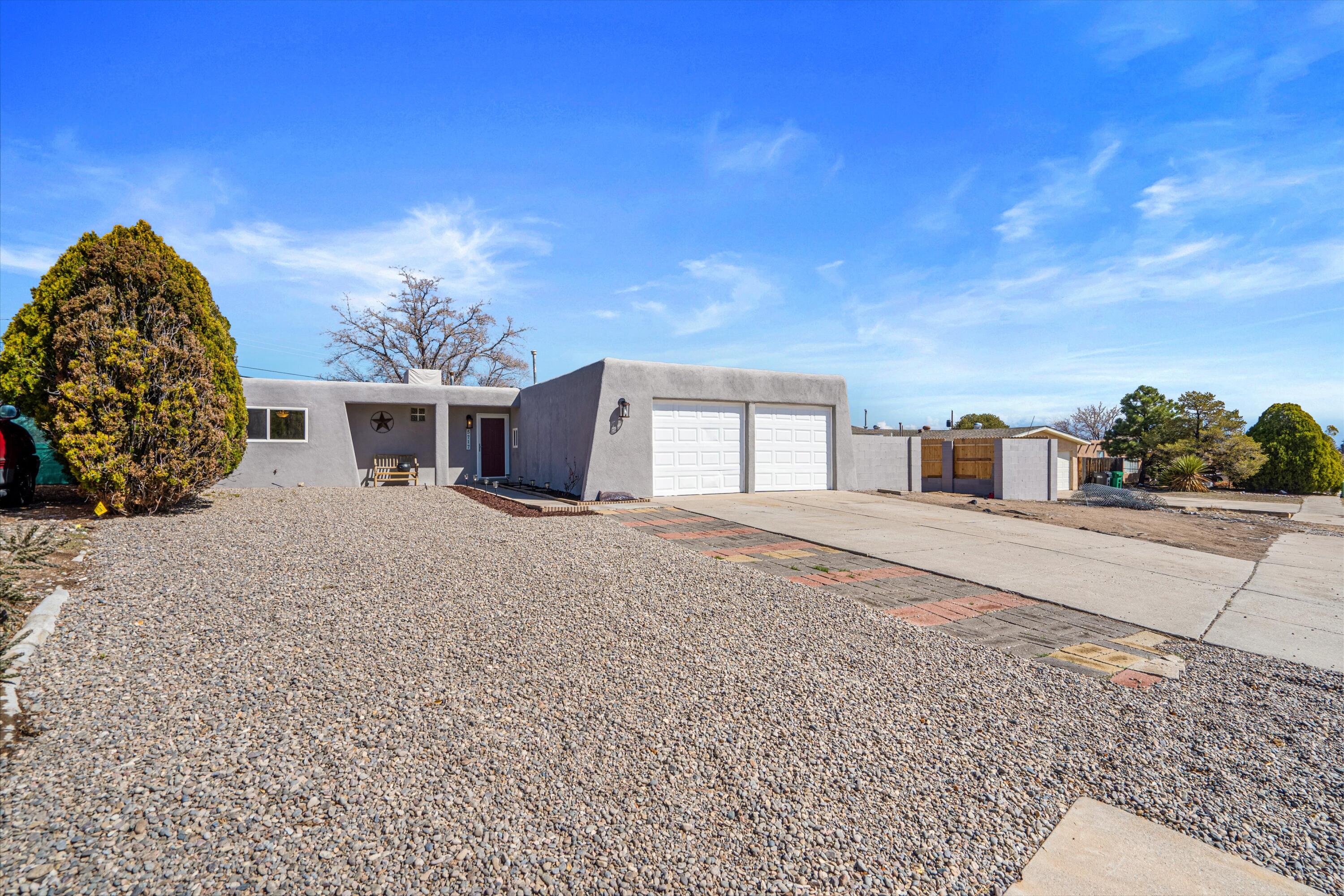 5717 Ave La Mirada NW