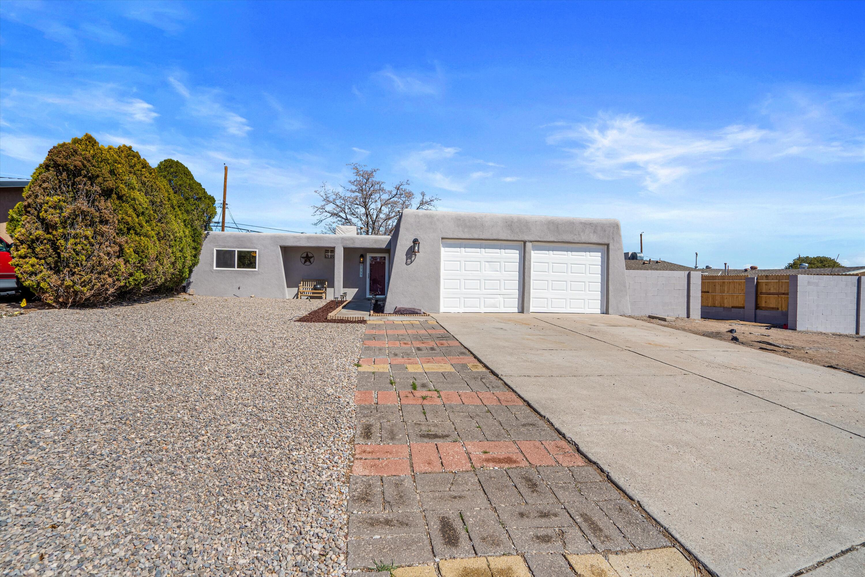 5717 Ave La Mirada NW