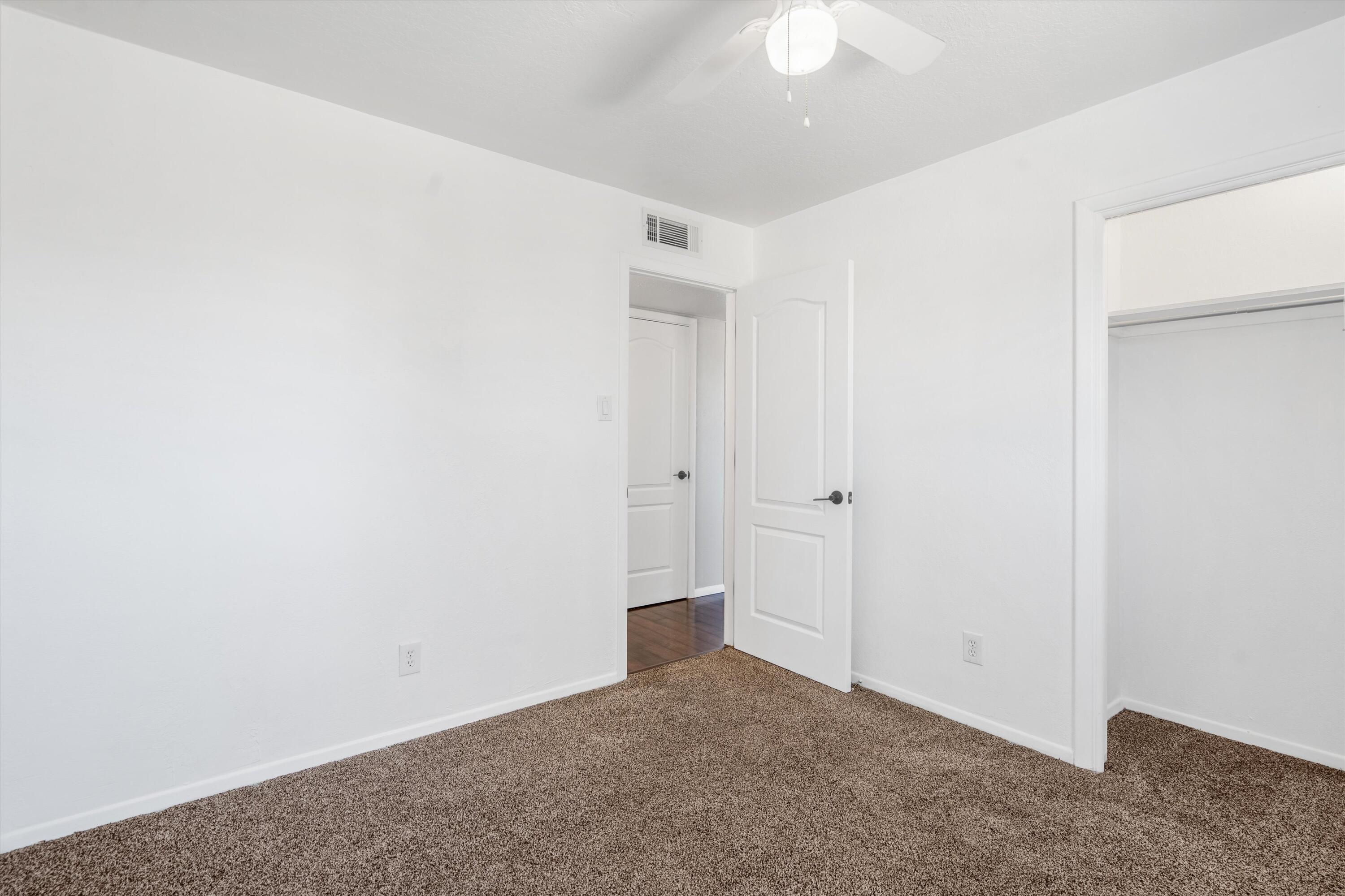 5717 Ave La Mirada NW