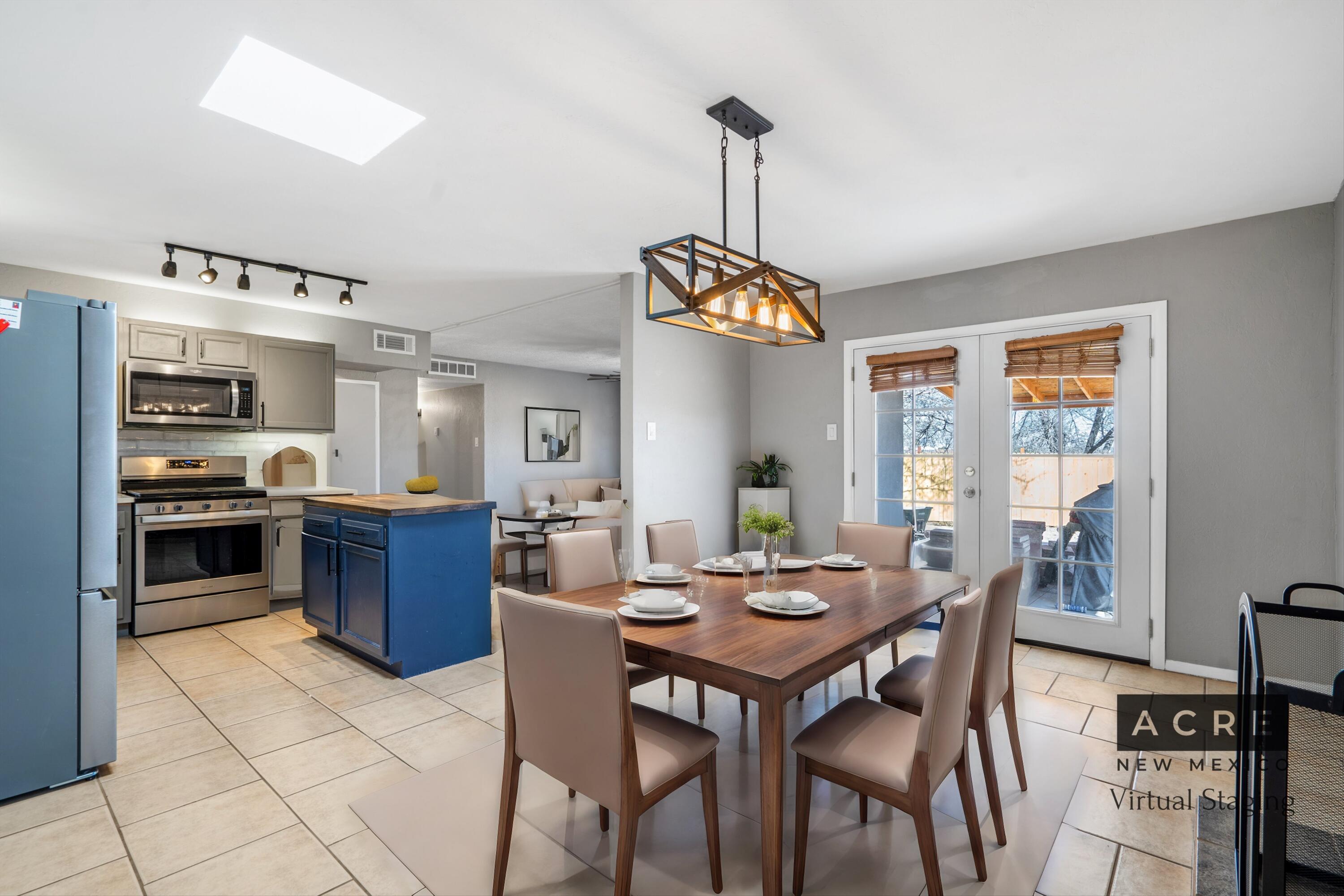 5717 Ave La Mirada NW