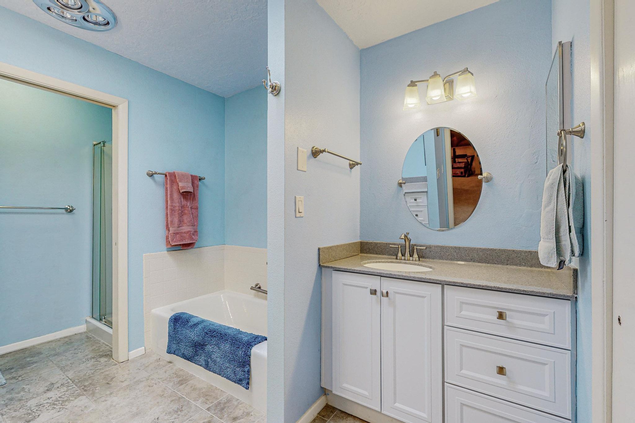 6212 Rio Hondo Drive NE