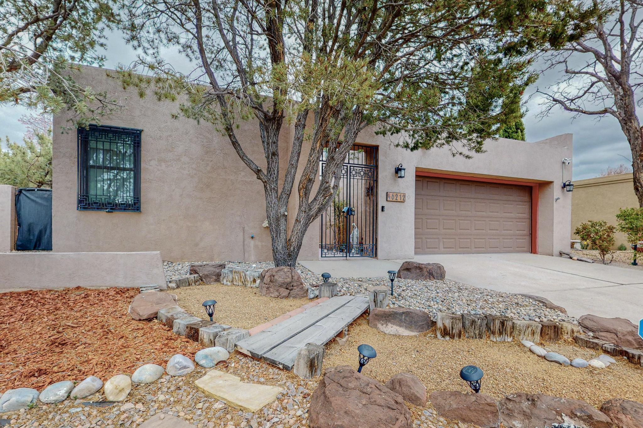 6212 Rio Hondo Drive NE