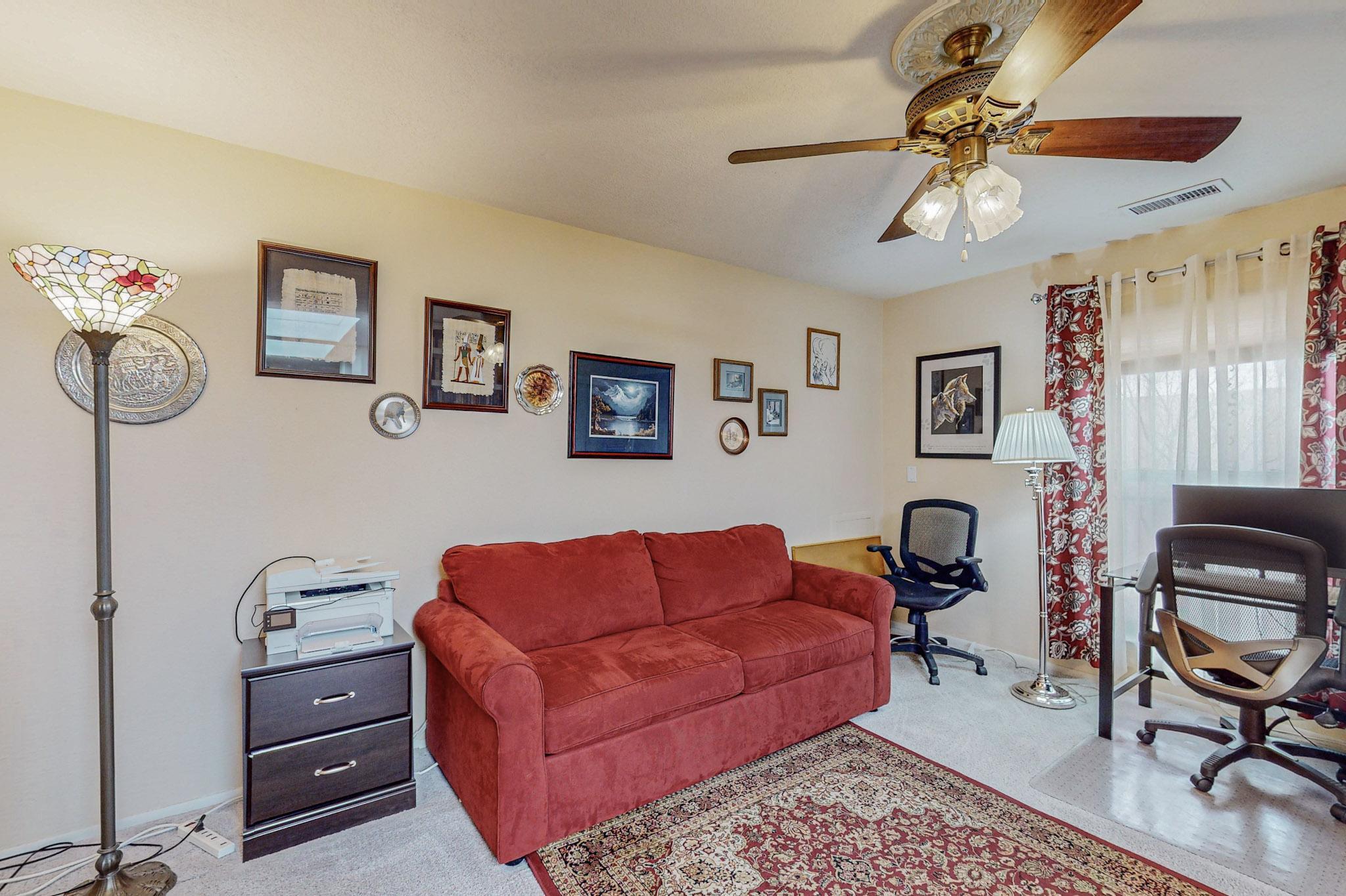 6212 Rio Hondo Drive NE