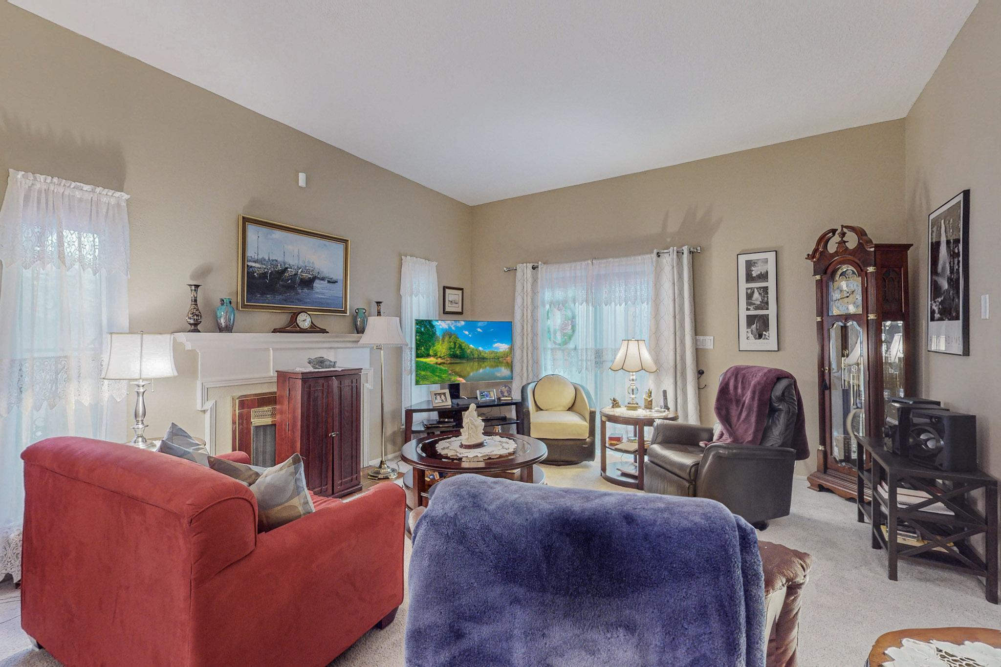 6212 Rio Hondo Drive NE