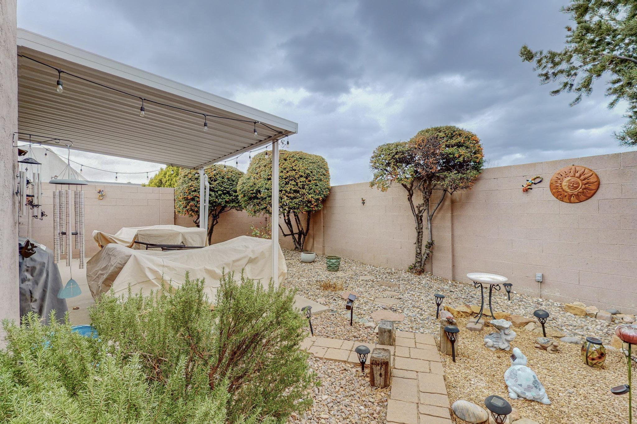 6212 Rio Hondo Drive NE