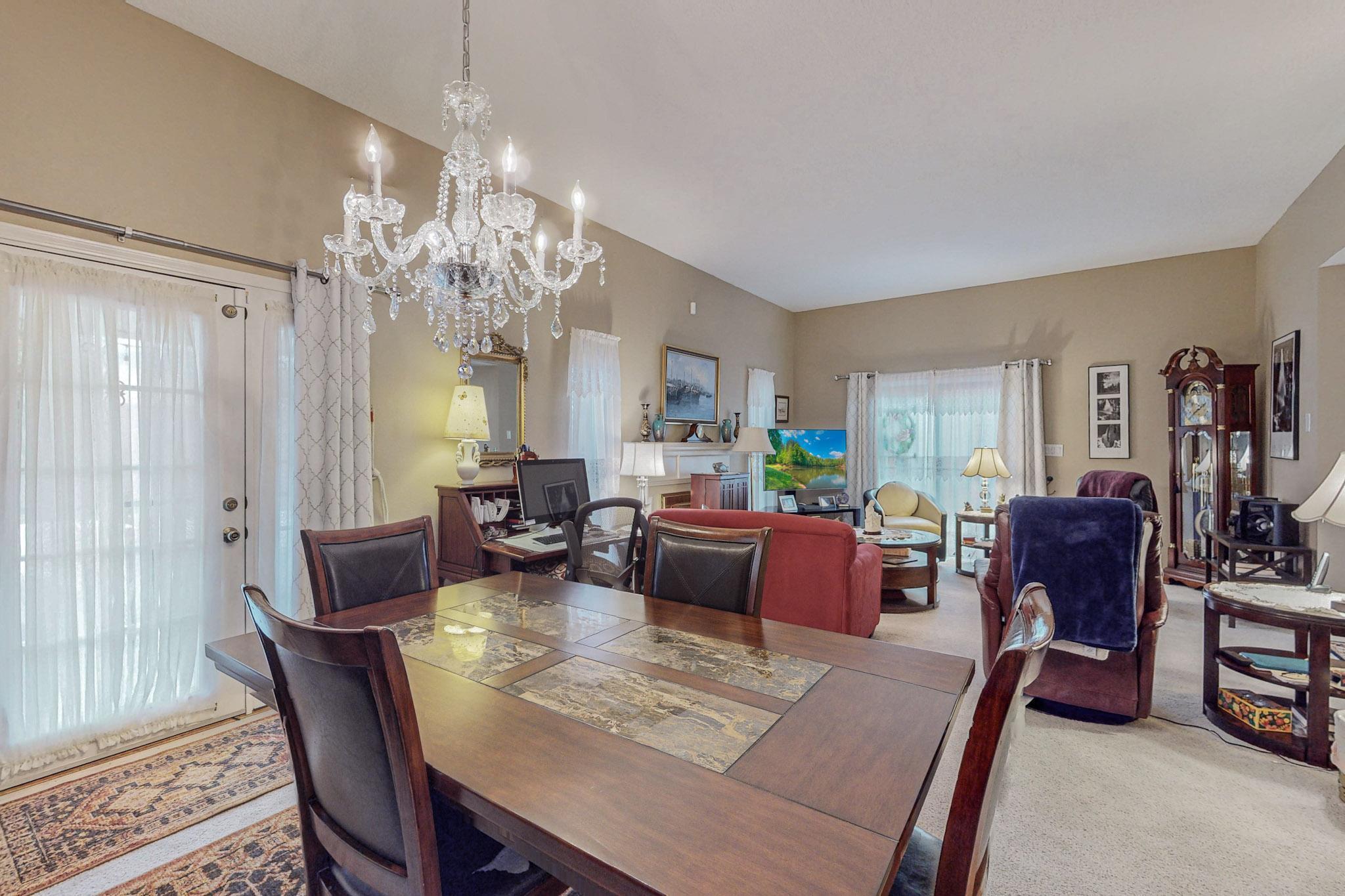 6212 Rio Hondo Drive NE