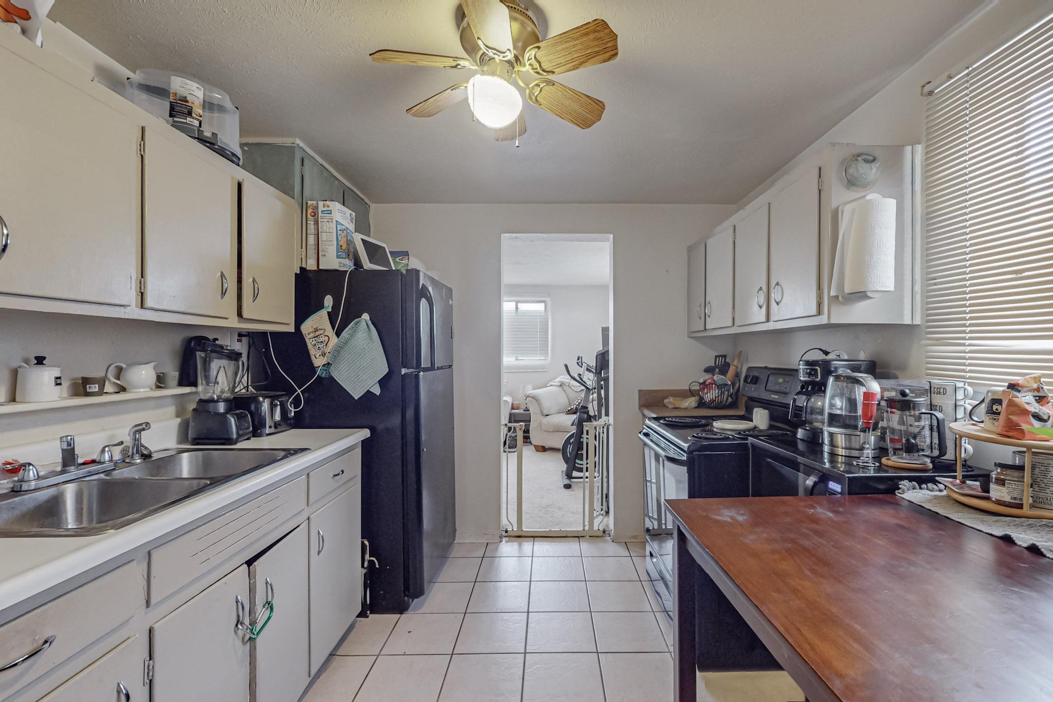 2803 Hermosa Drive NE