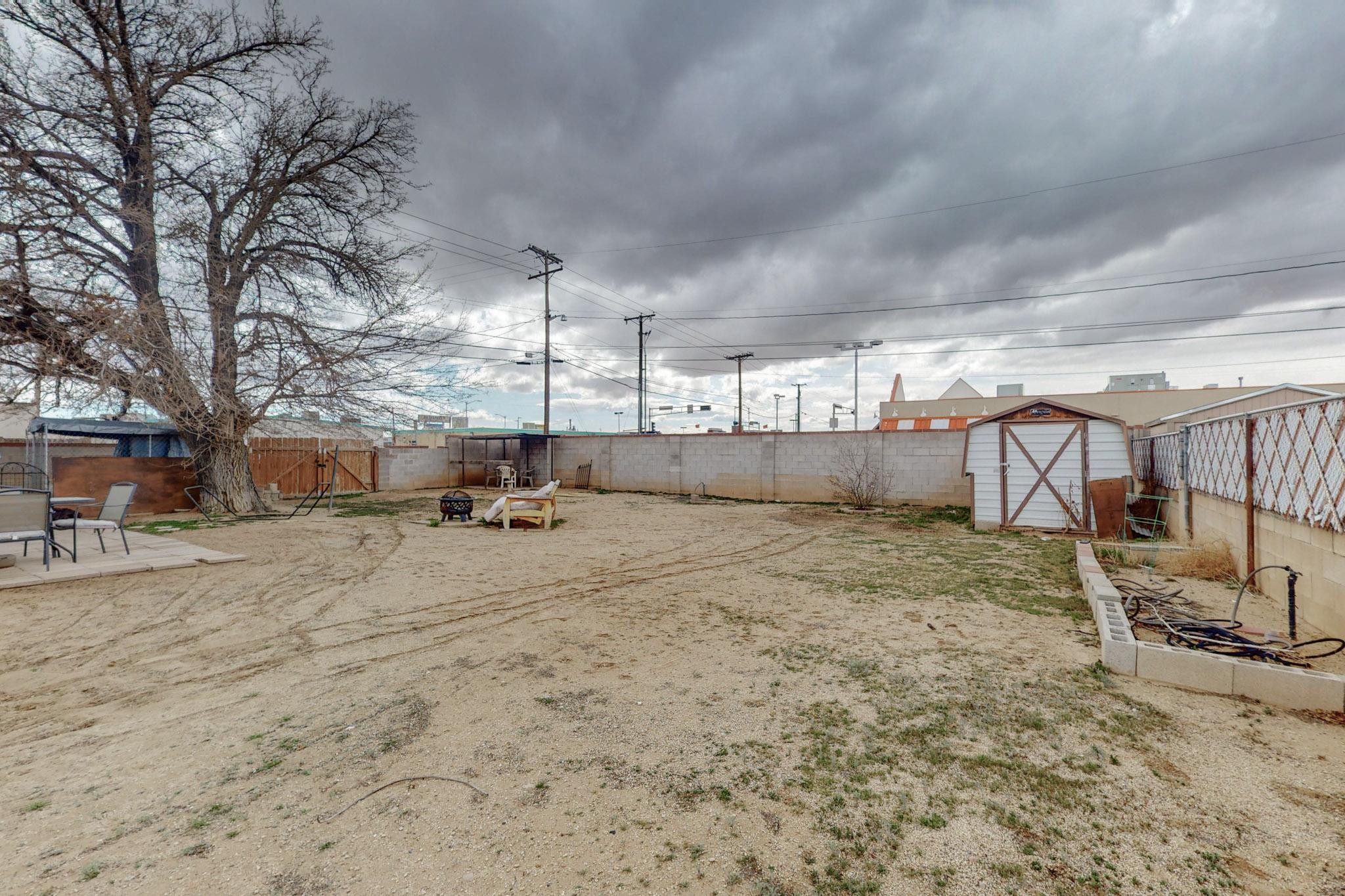 2803 Hermosa Drive NE