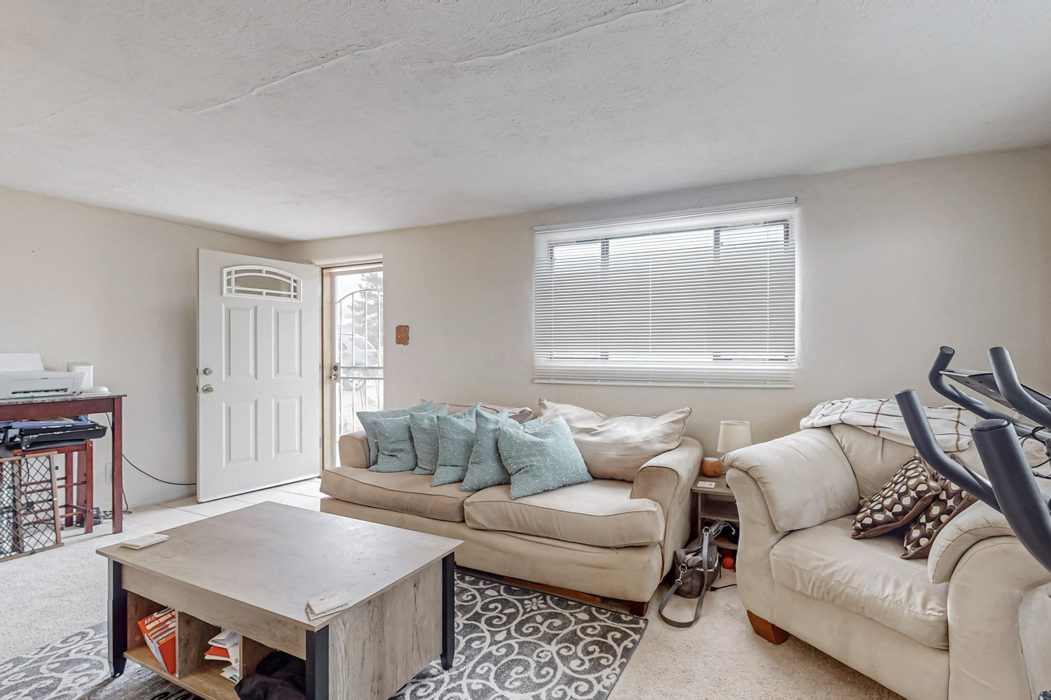 2803 Hermosa Drive NE
