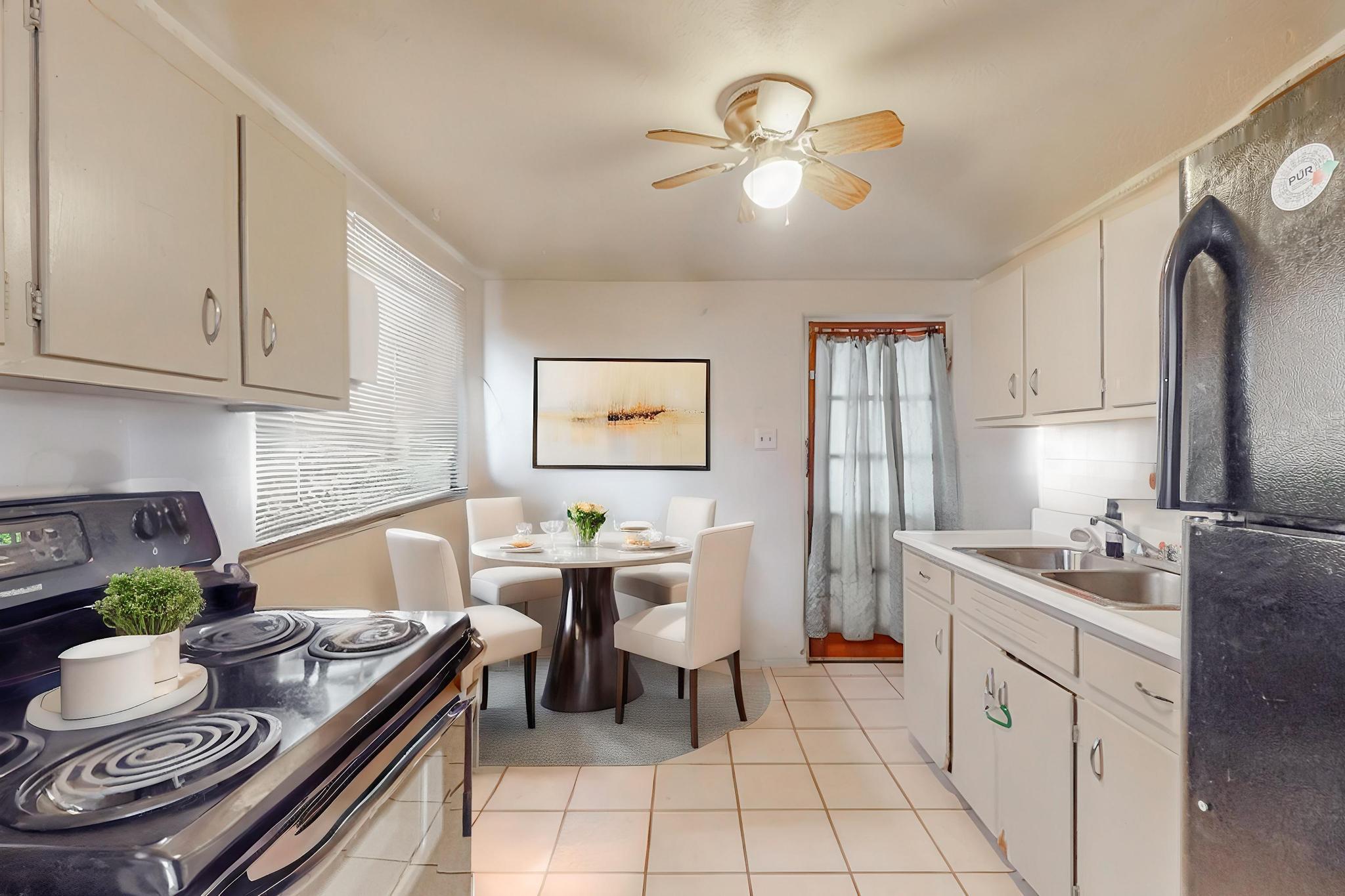 2803 Hermosa Drive NE