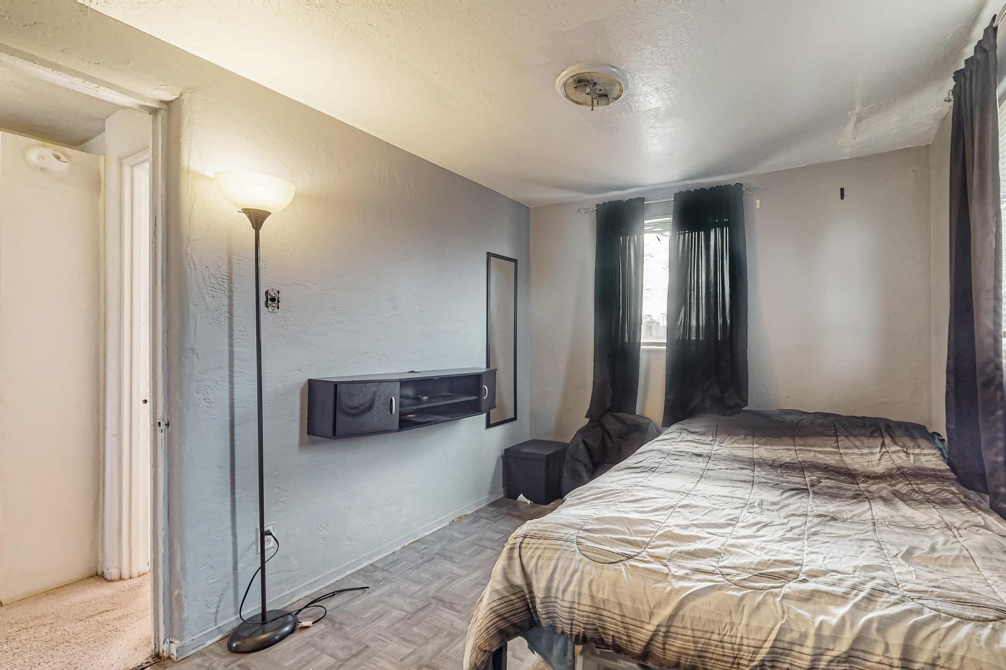 2803 Hermosa Drive NE