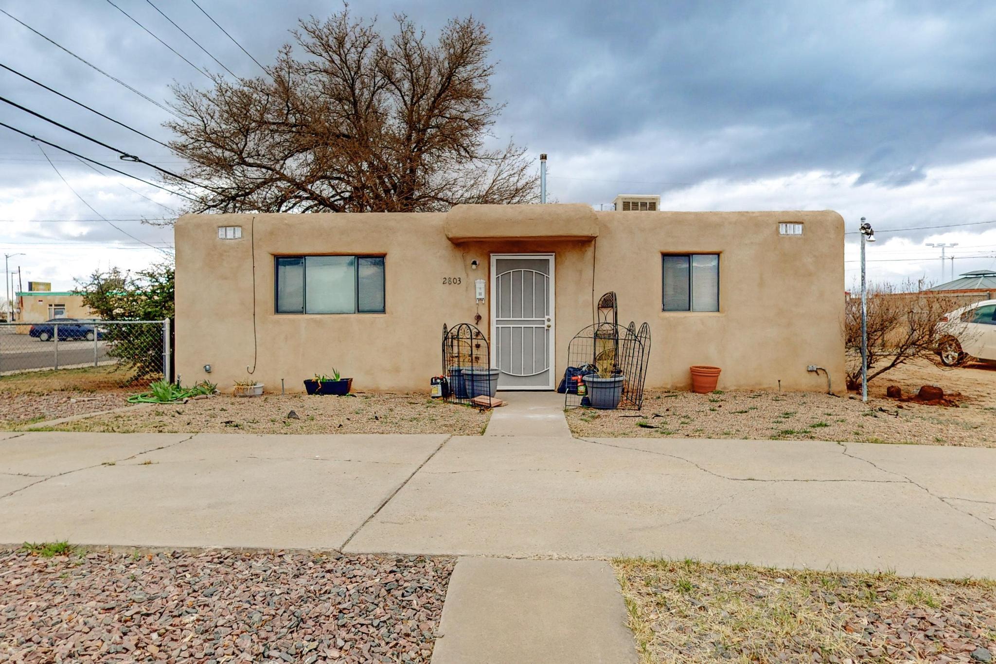 2803 Hermosa Drive NE