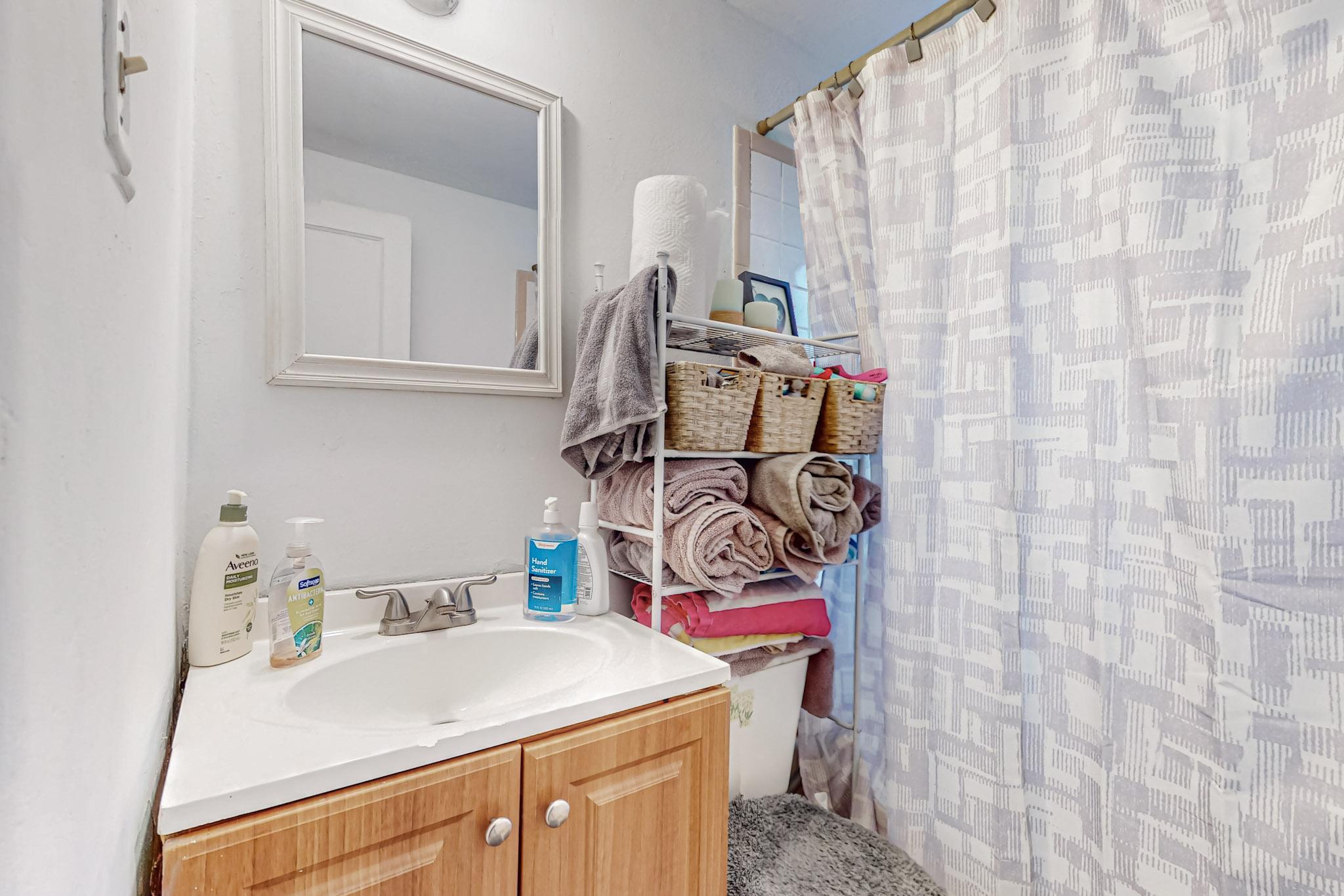 2803 Hermosa Drive NE